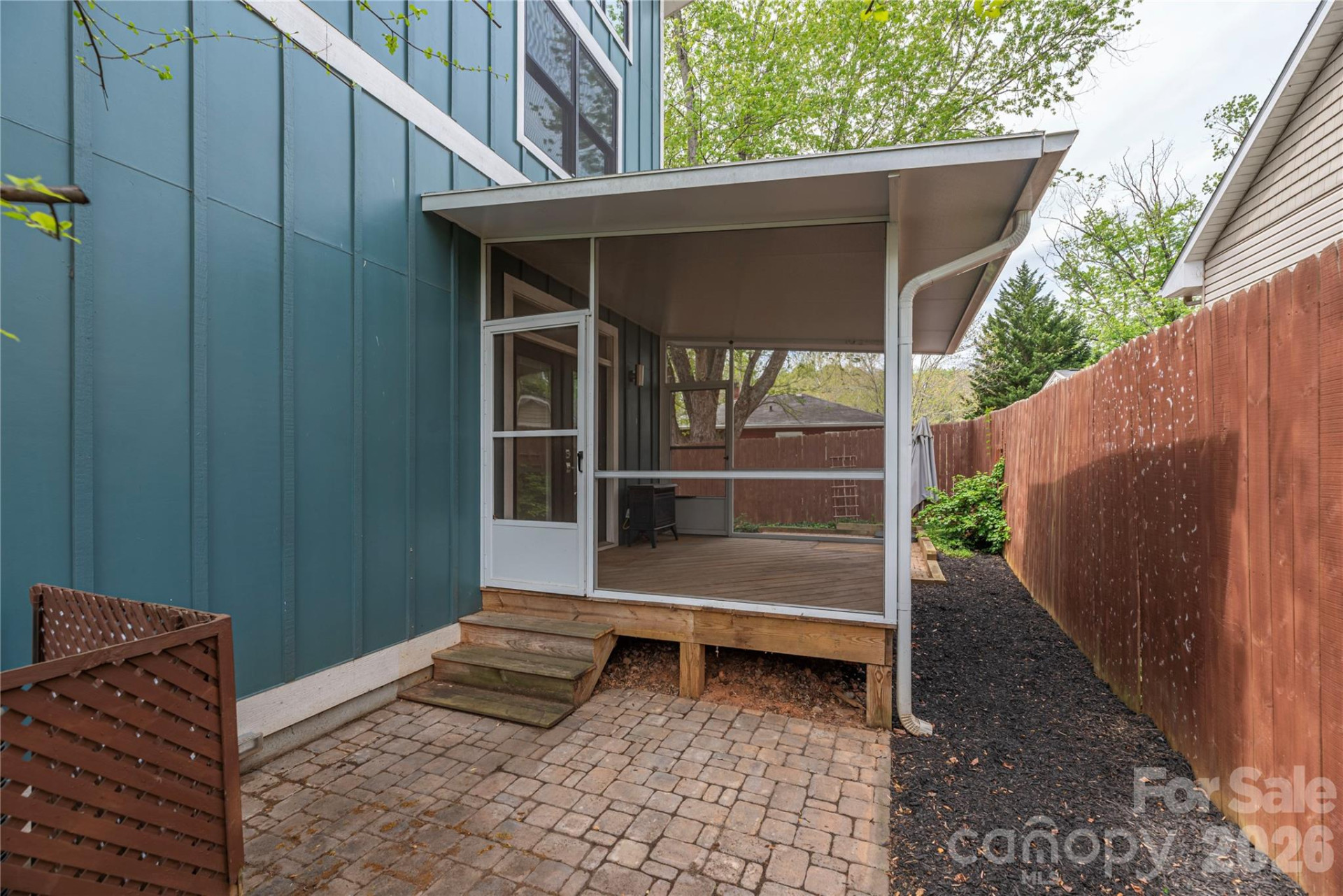 135 Salola Street - Photo 24