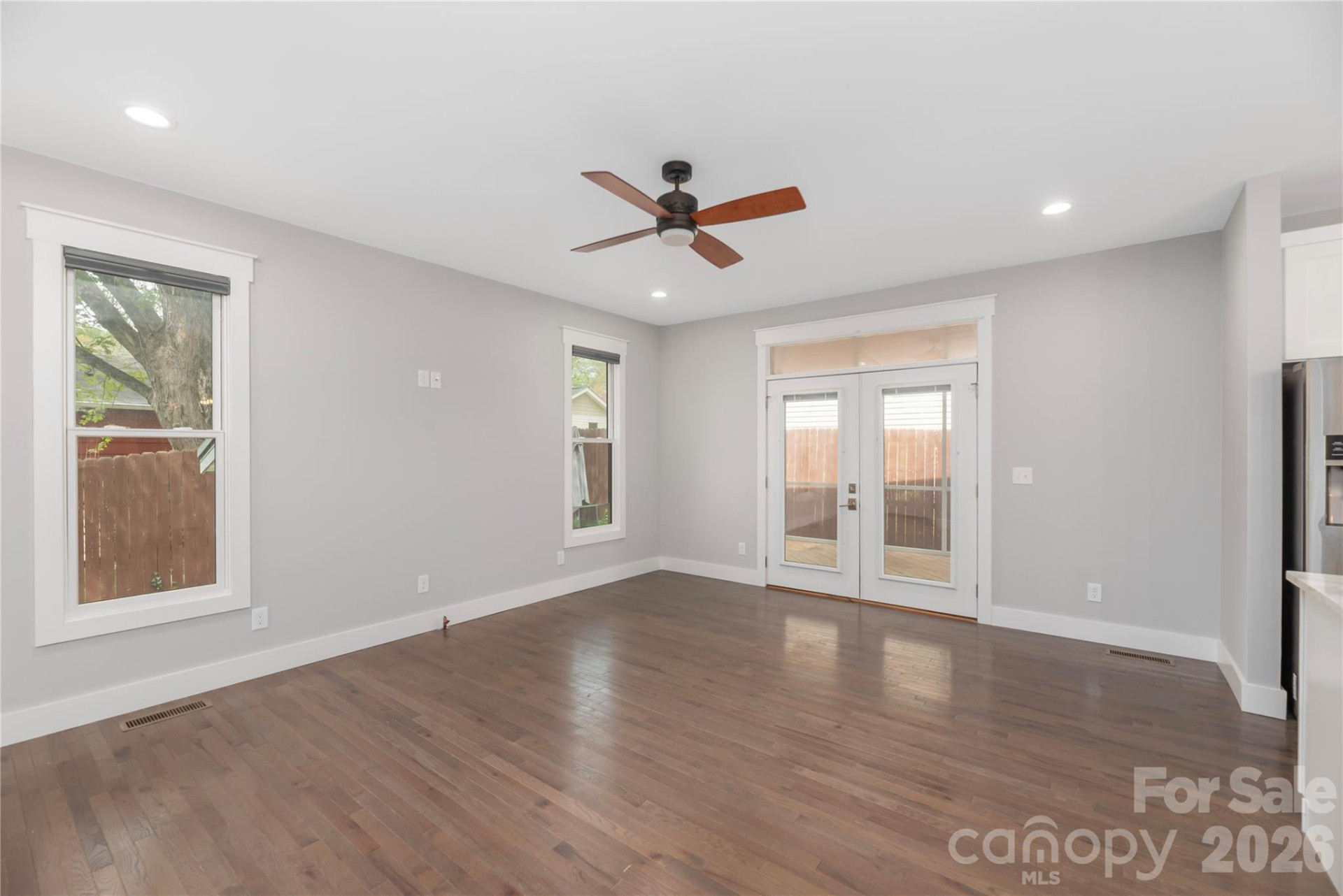 135 Salola Street - Photo 6