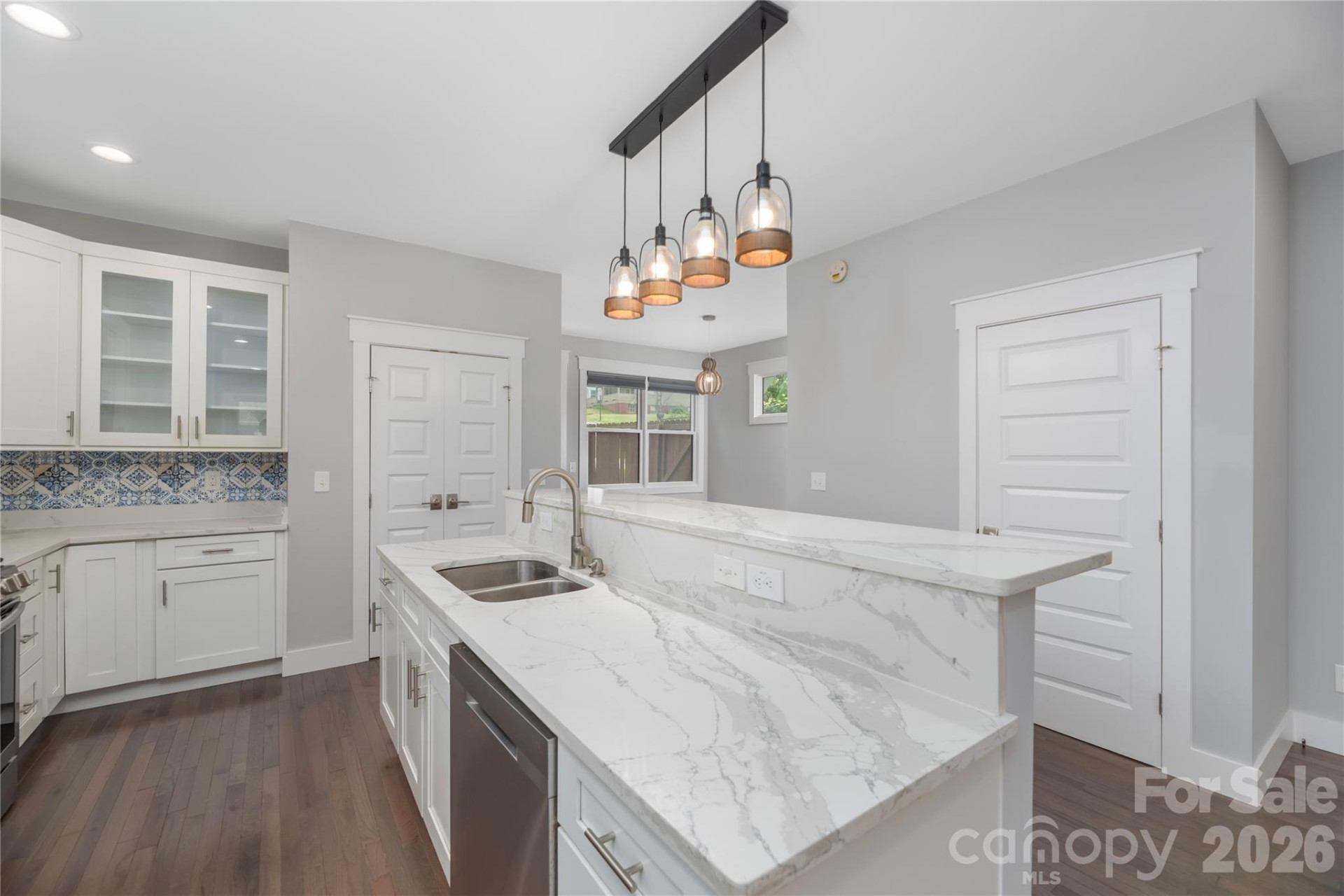 135 Salola Street - Photo 10