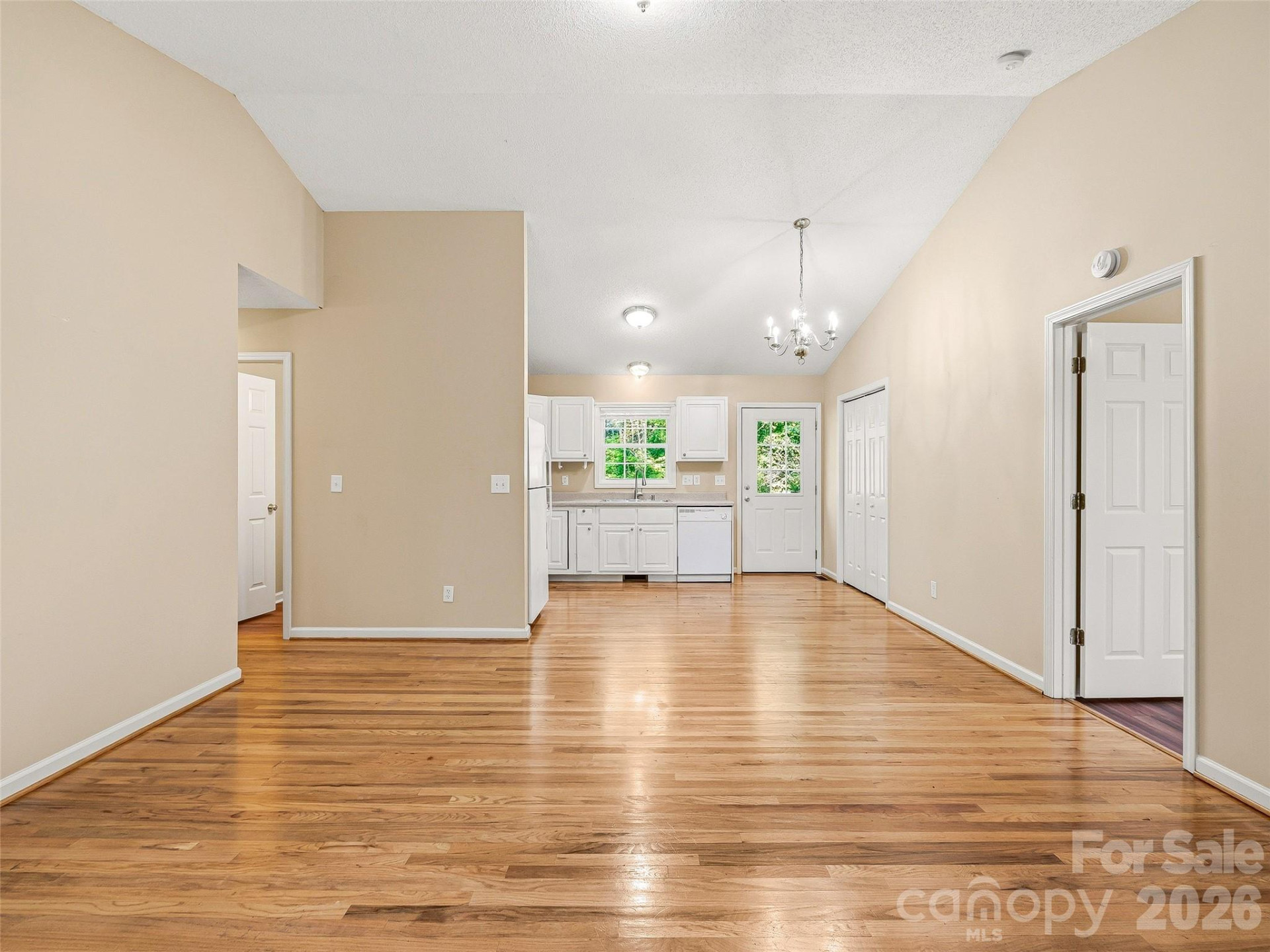 10 Lakewood Drive - Photo 6