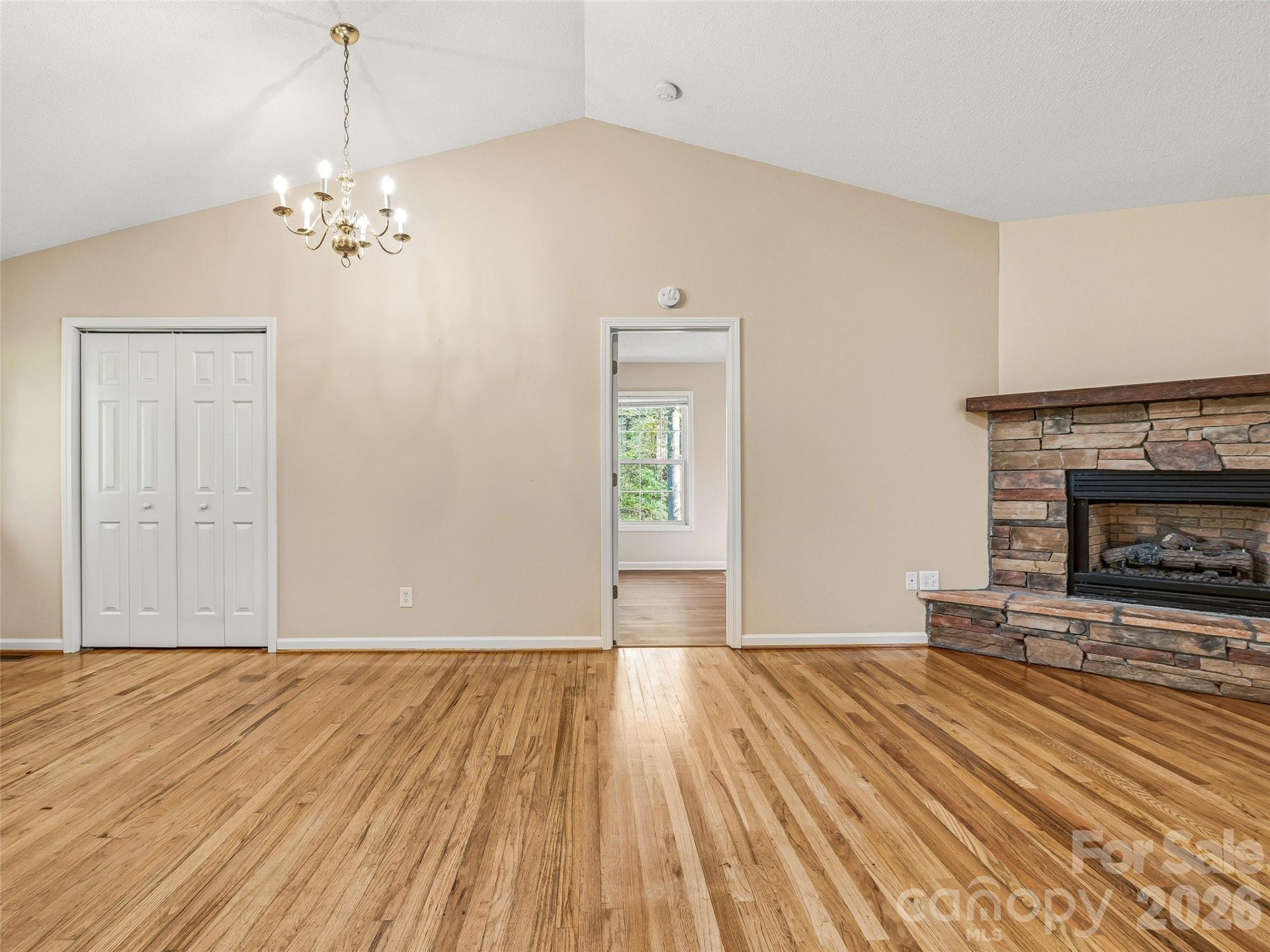 10 Lakewood Drive - Photo 9