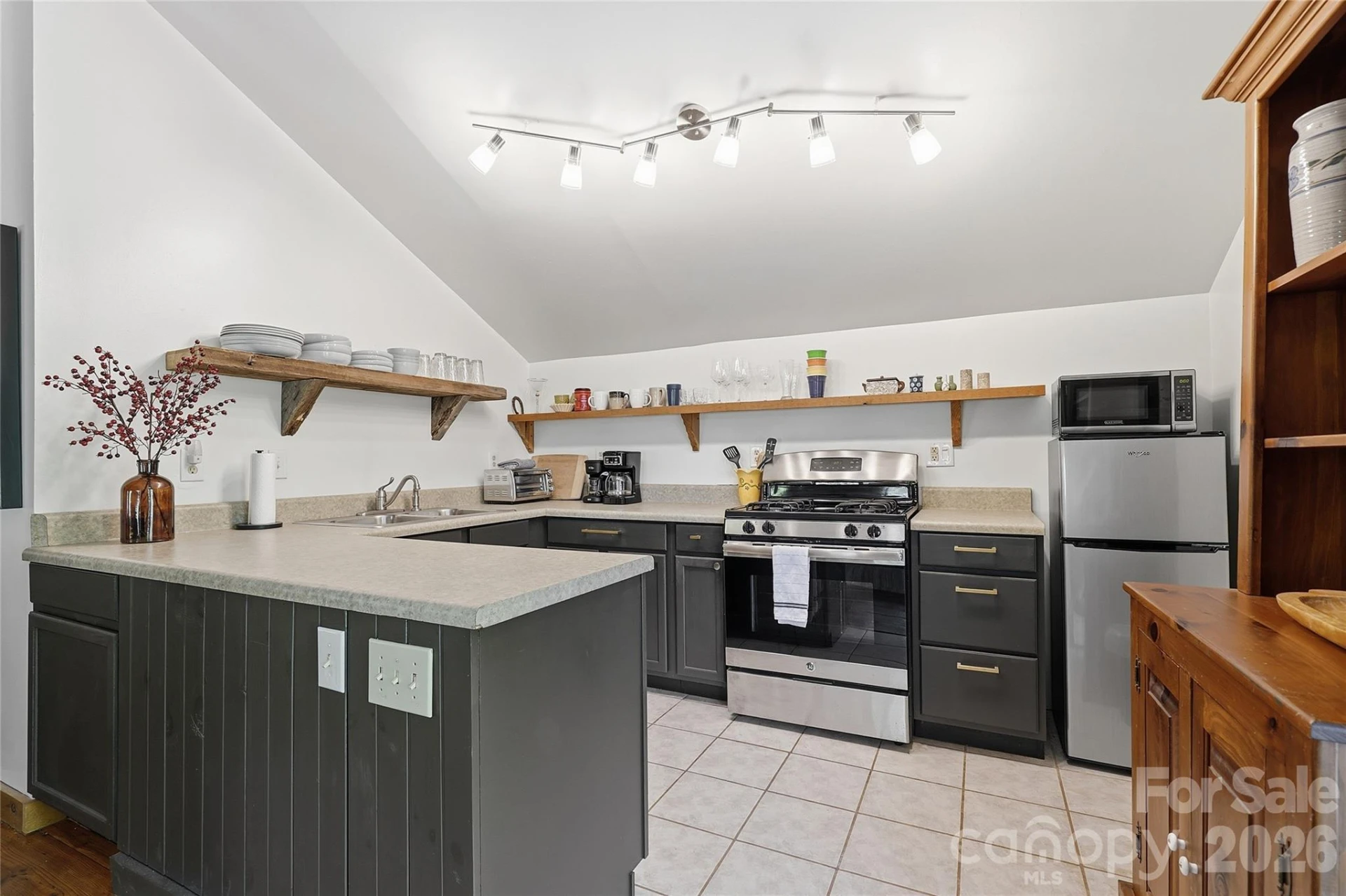 723 Highland Road - Photo 31