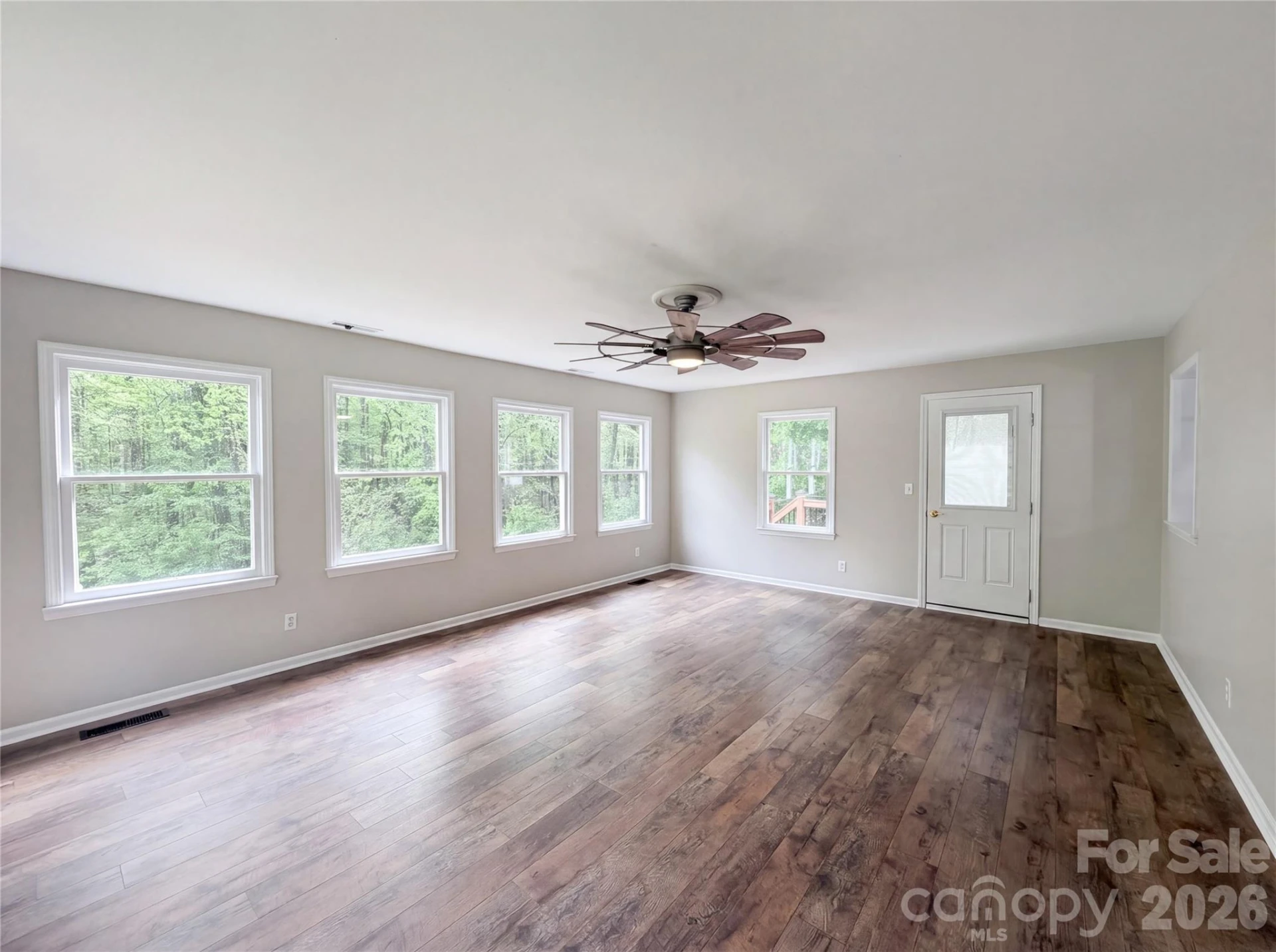 706 Crescent Drive - Photo 13