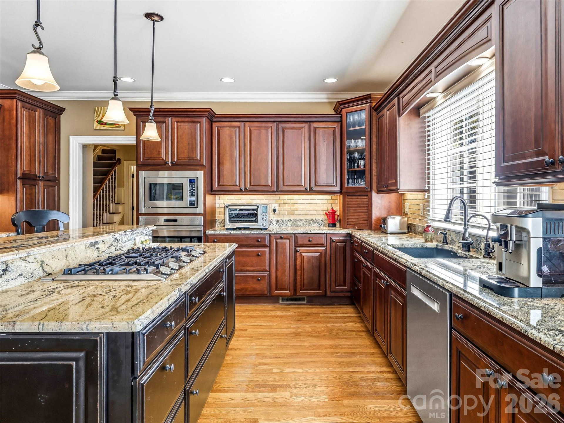 33 Tiverton Lane - Photo 15