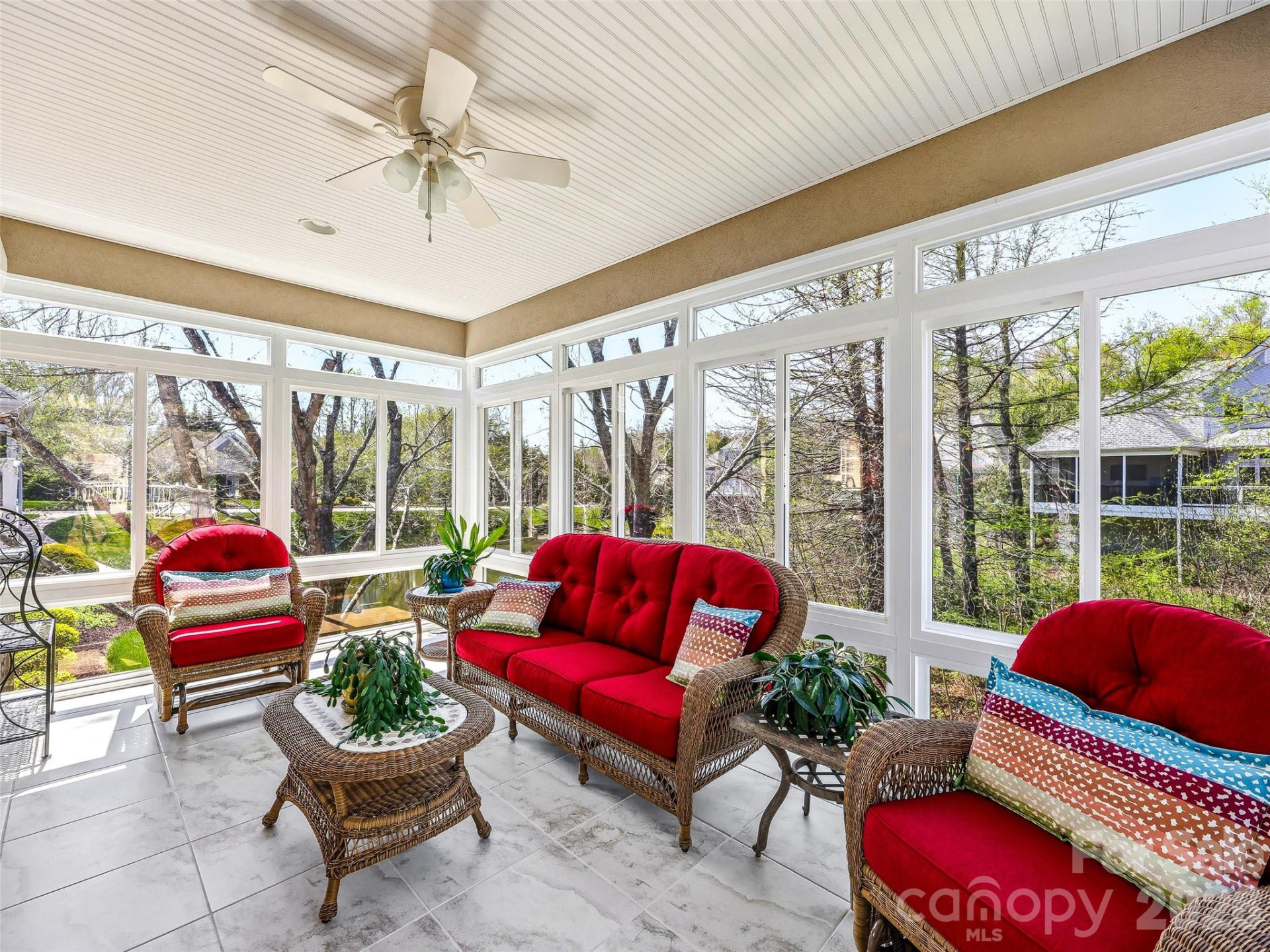 33 Tiverton Lane - Photo 19