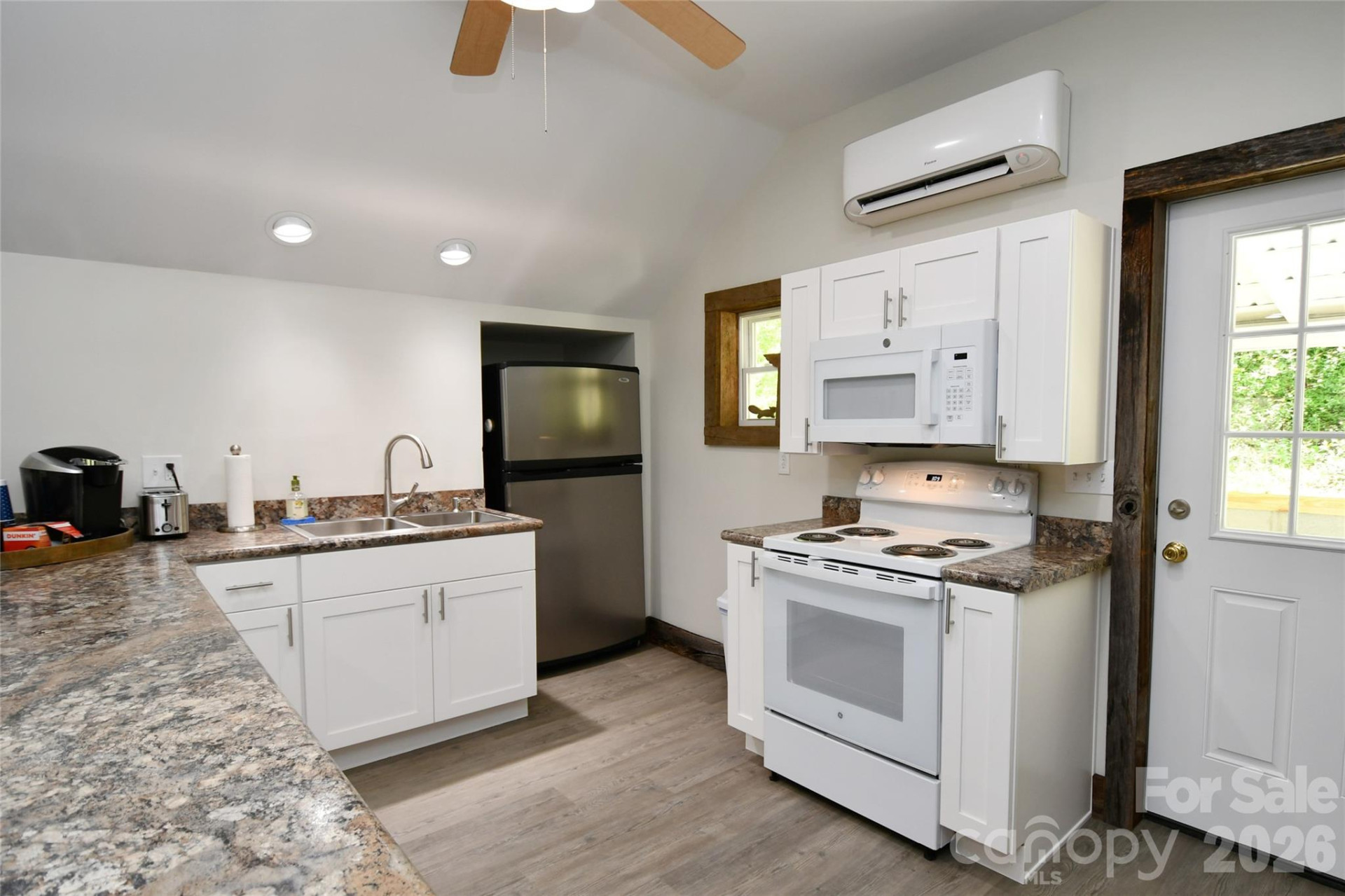 2180 Pigeon Roost Road - Photo 15