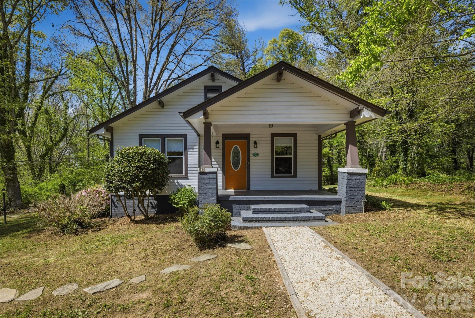 512 Alexander Avenue