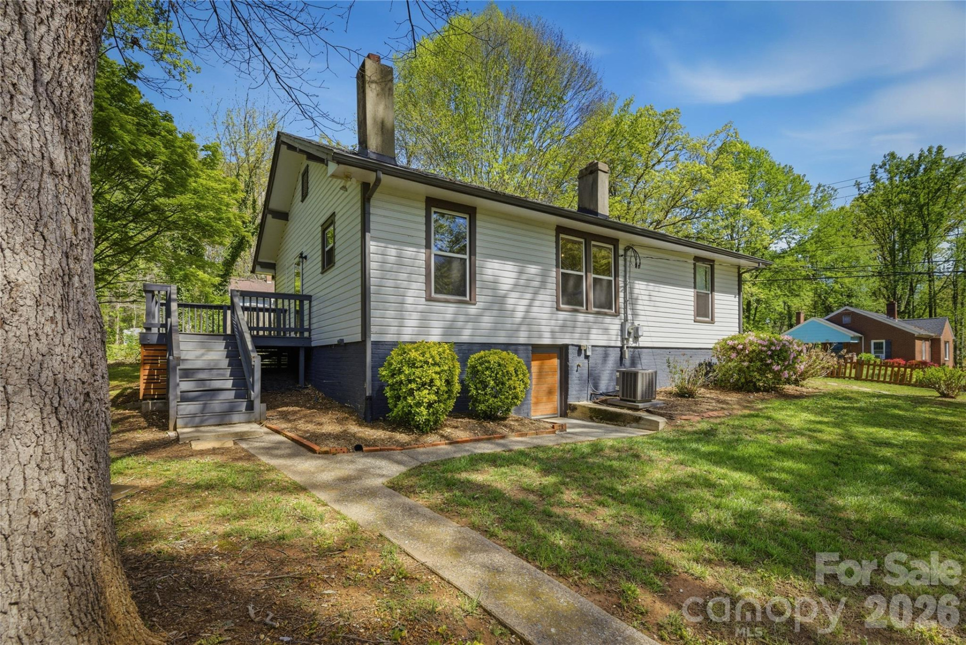 512 Alexander Avenue - Photo 4