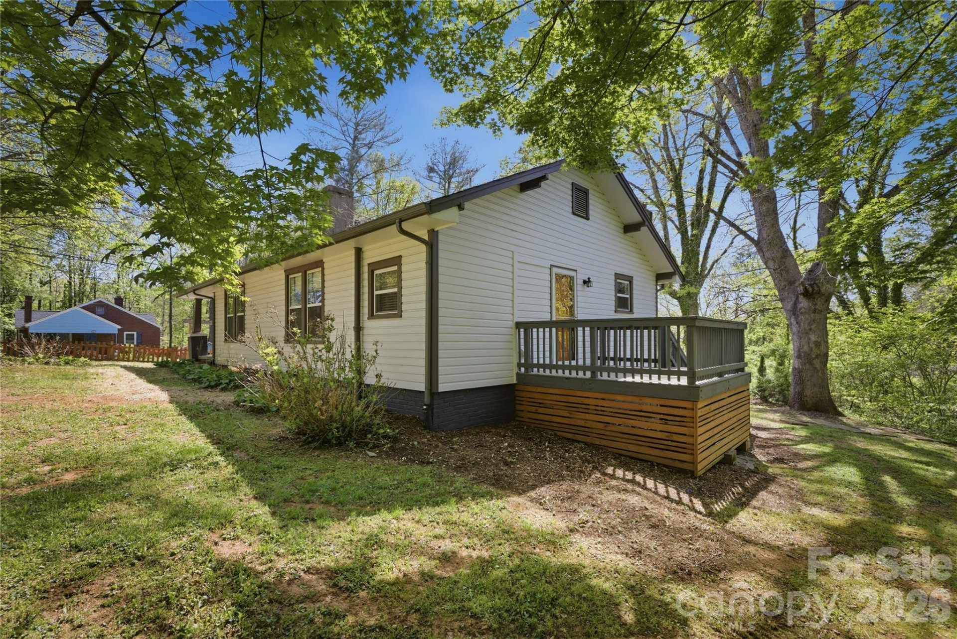 512 Alexander Avenue - Photo 5