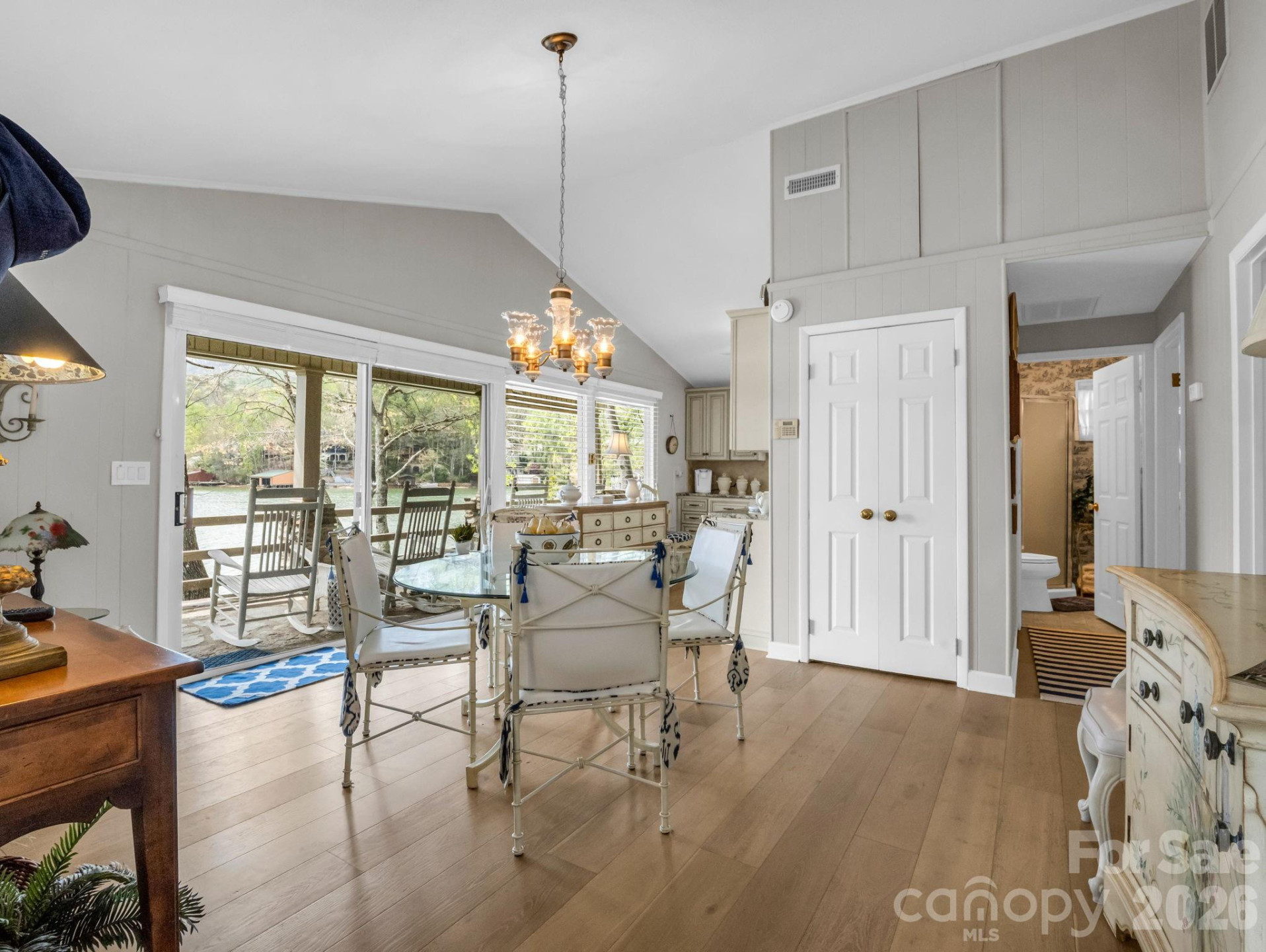 206 Lakeridge Road - Photo 11