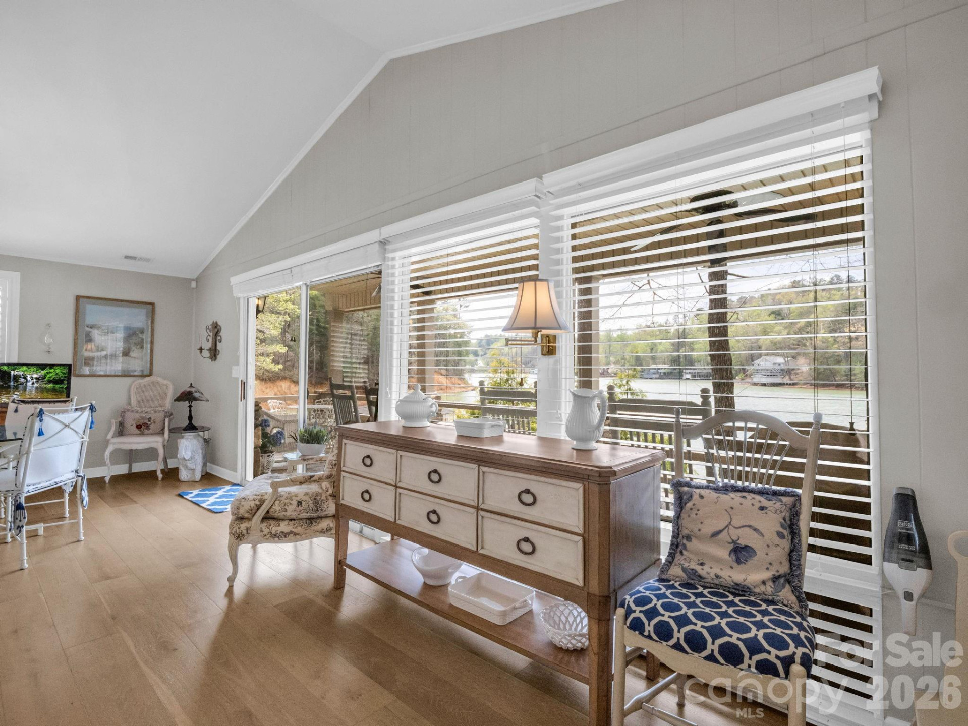 206 Lakeridge Road - Photo 18