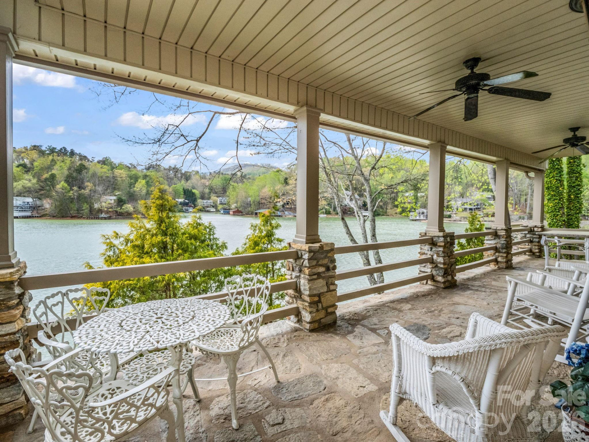 206 Lakeridge Road - Photo 5