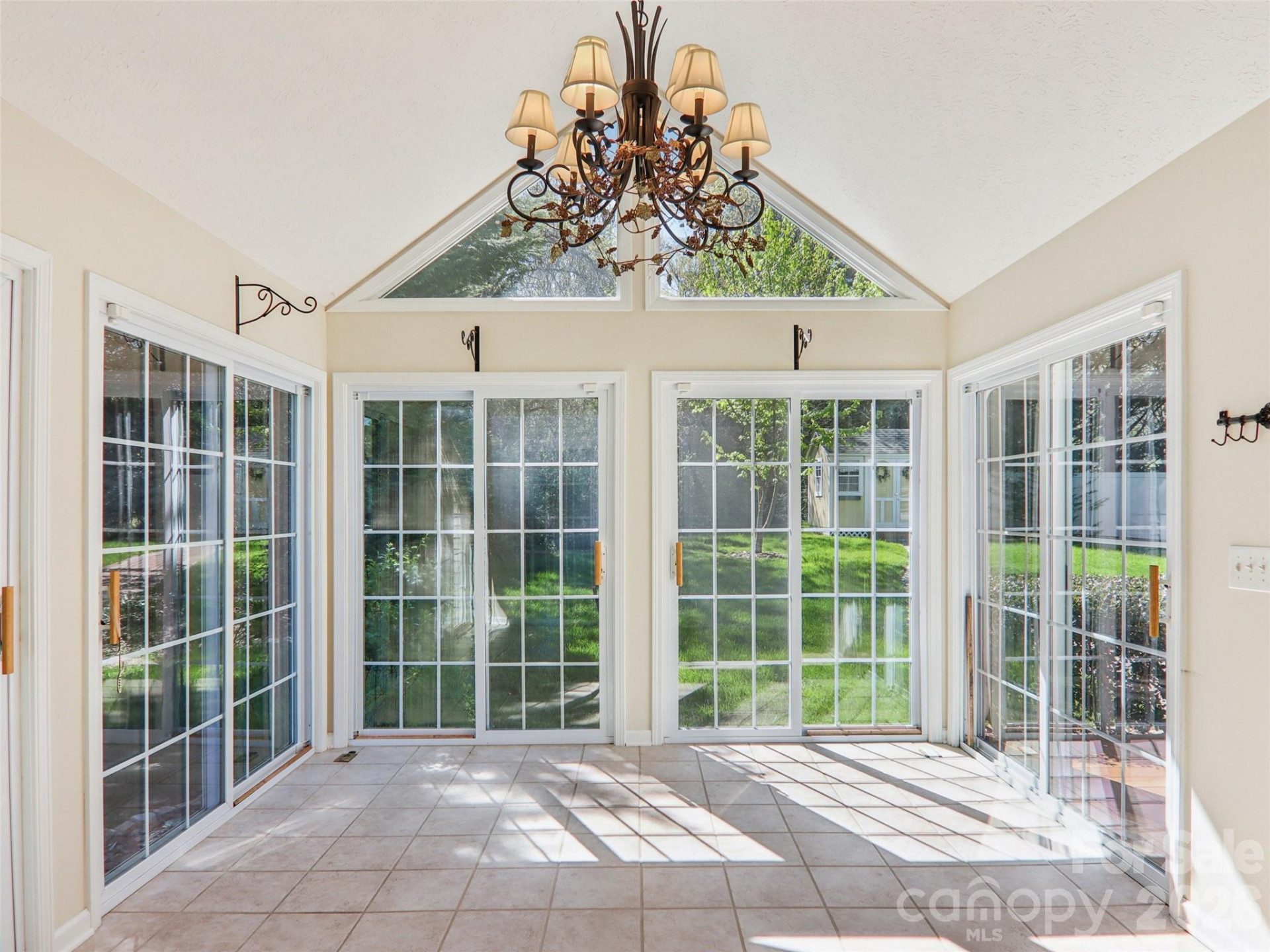 117 Apple Meadow Court - Photo 11