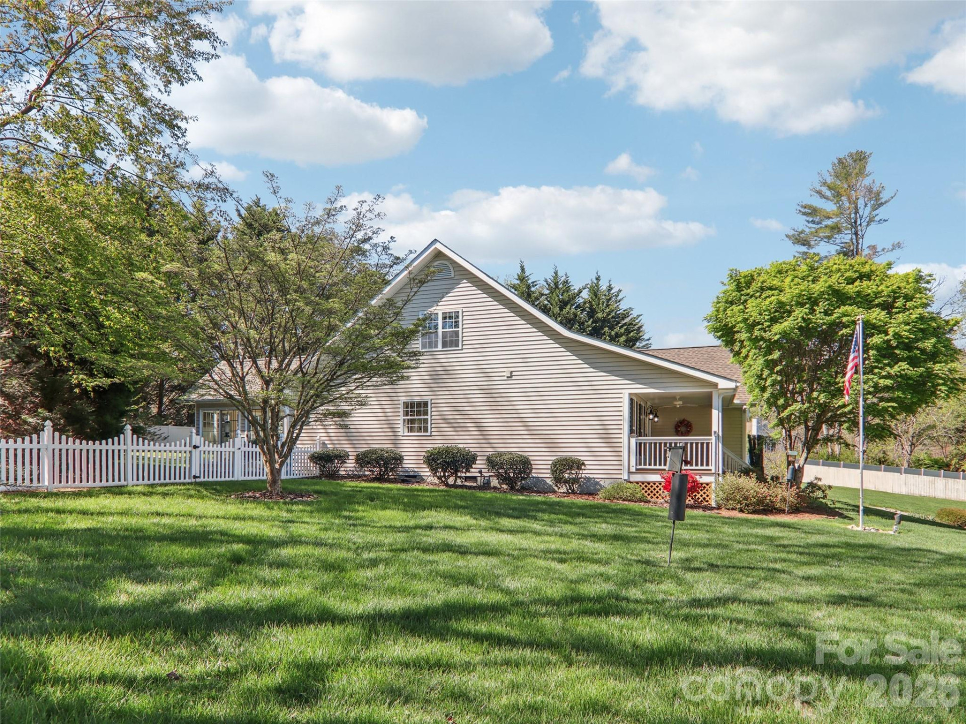 117 Apple Meadow Court - Photo 43