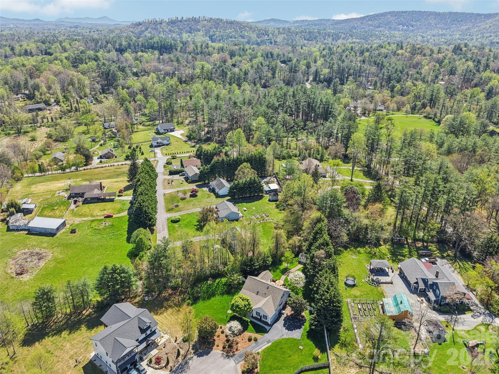 117 Apple Meadow Court - Photo 44