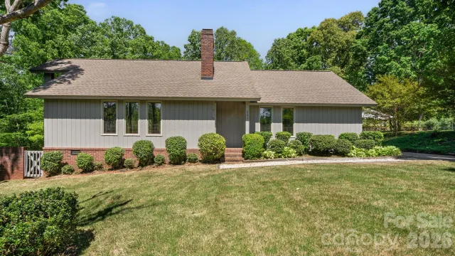 297 Mockingbird Lane