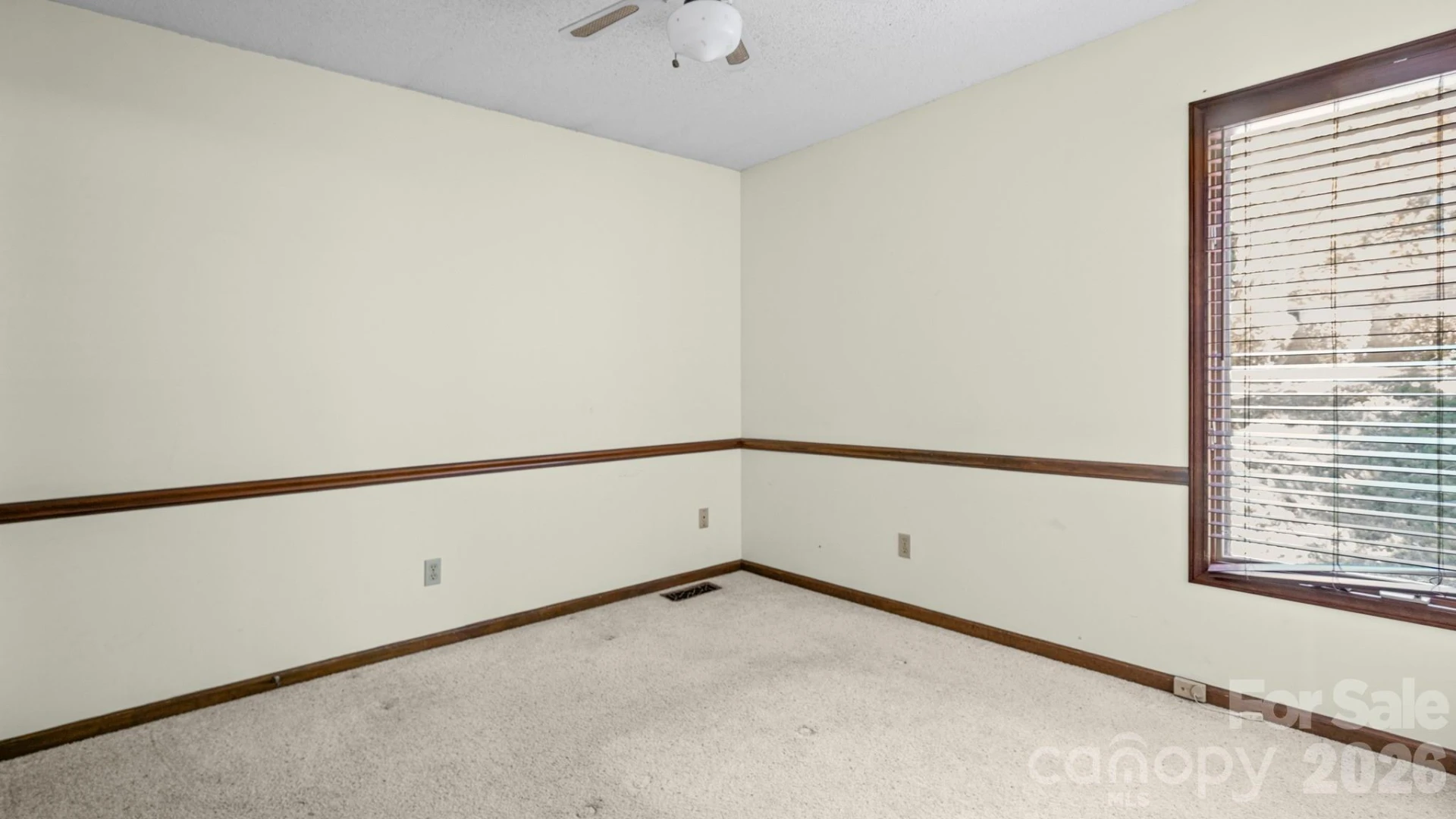 297 Mockingbird Lane - Photo 18