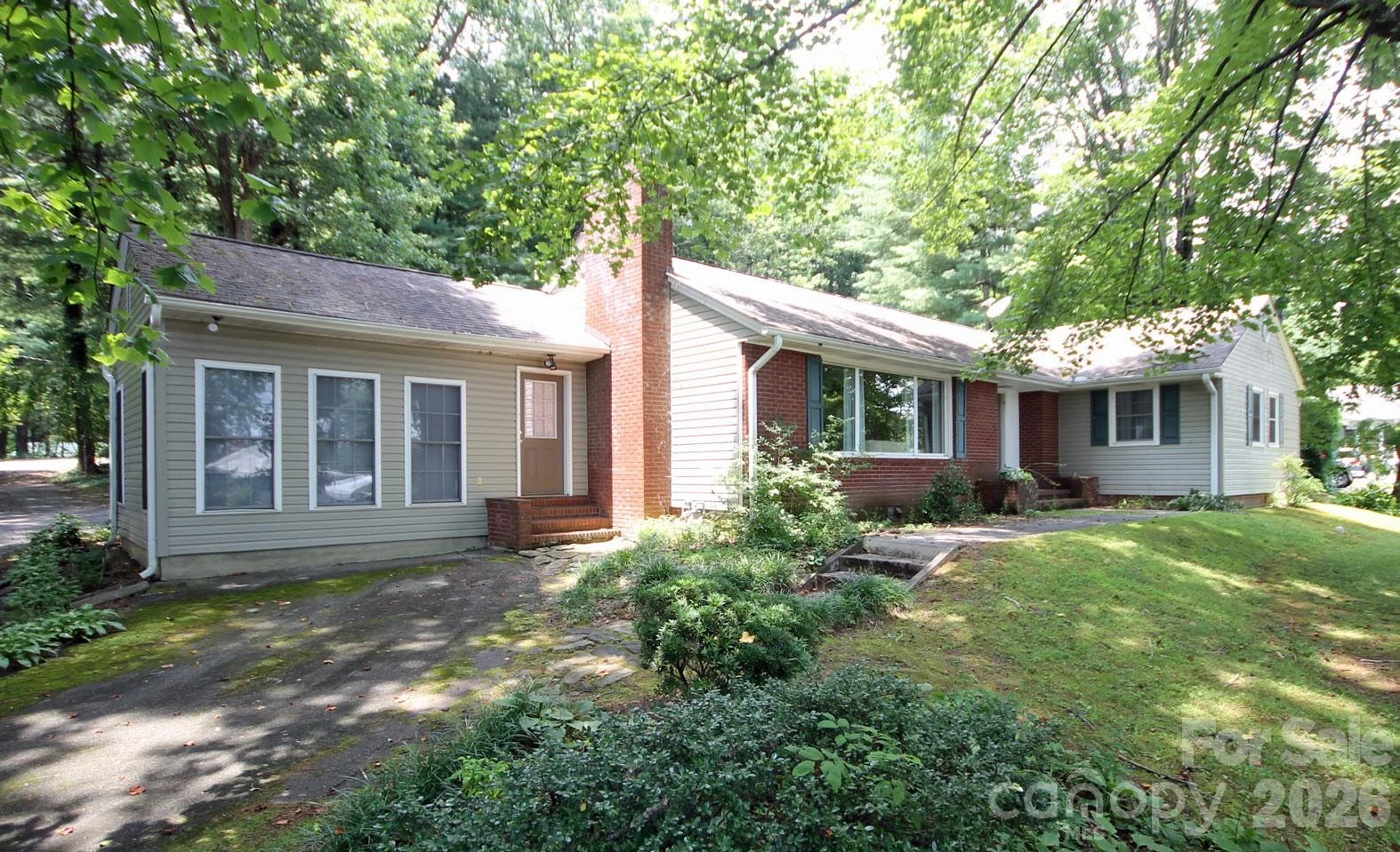63 Montview Circle