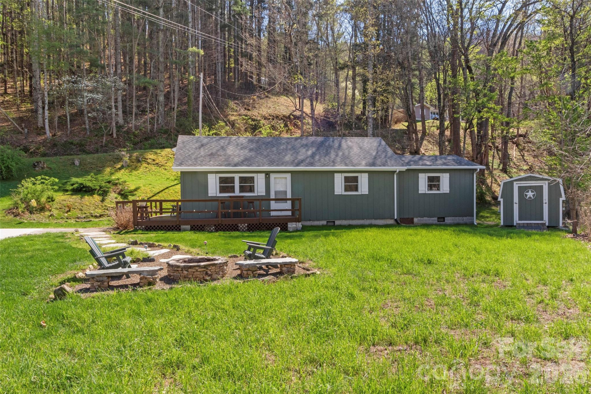 24 Baldridge Drive - Photo 2