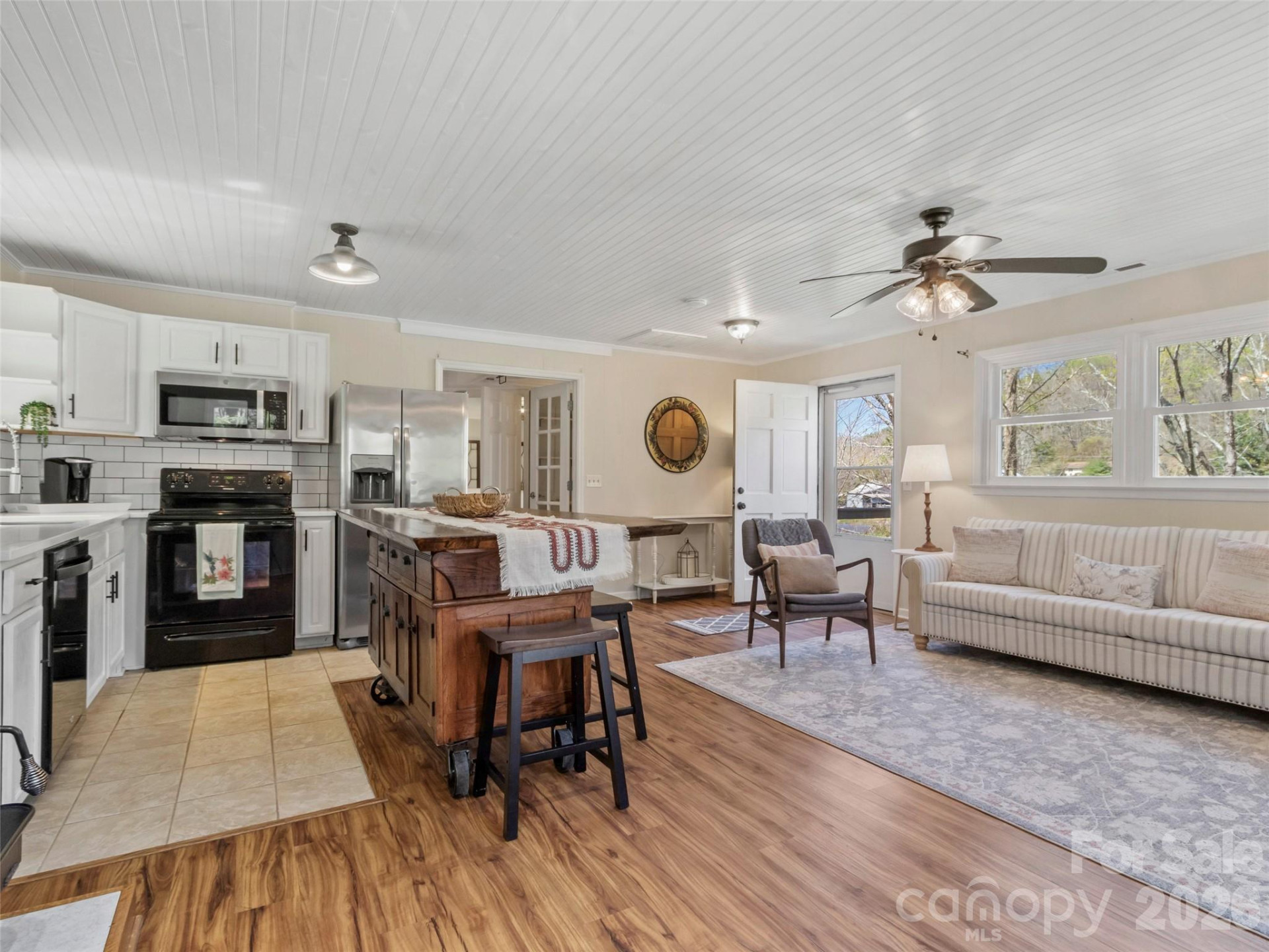 24 Baldridge Drive - Photo 5