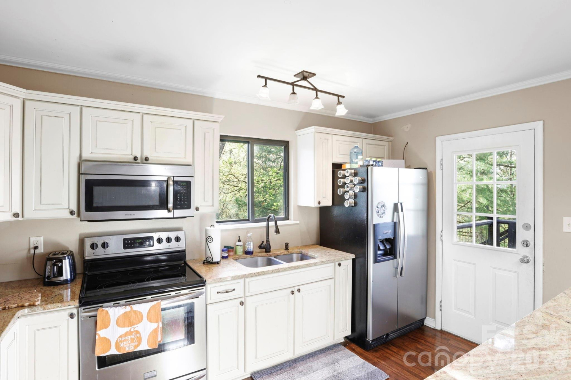 78 Highland Drive - Photo 17