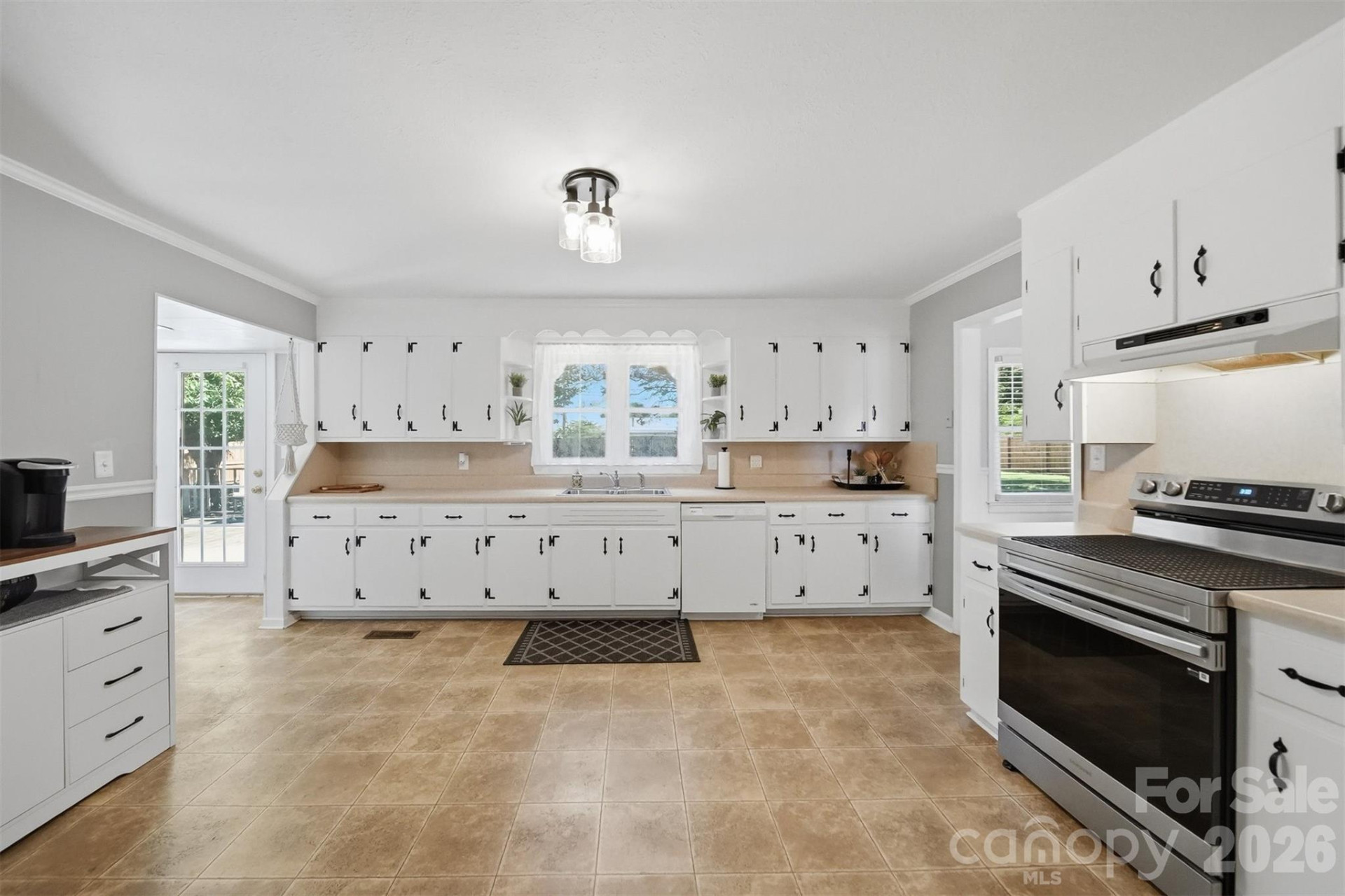 109 Air Park Drive - Photo 9