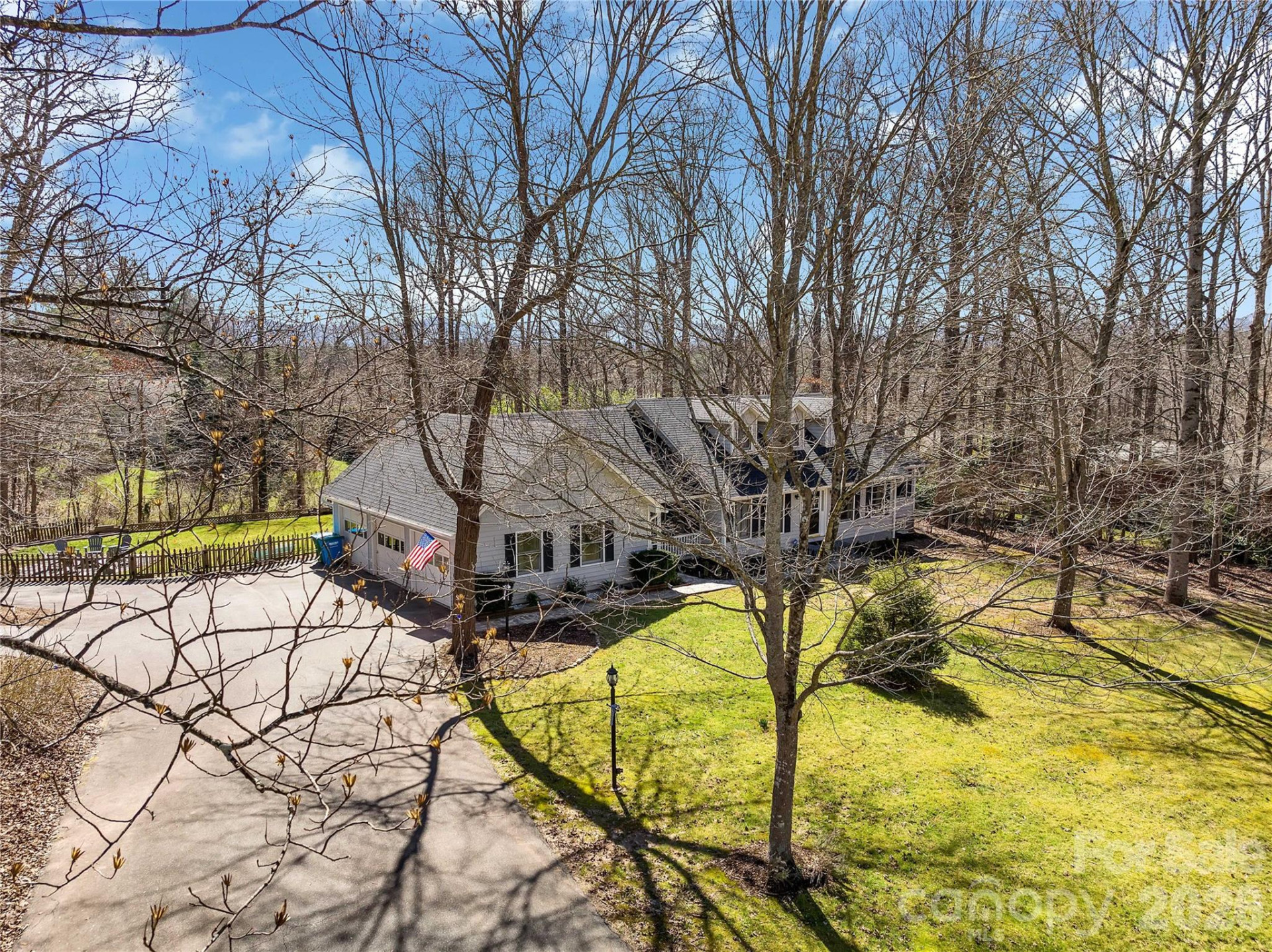 10 High Meadows Drive - Photo 2