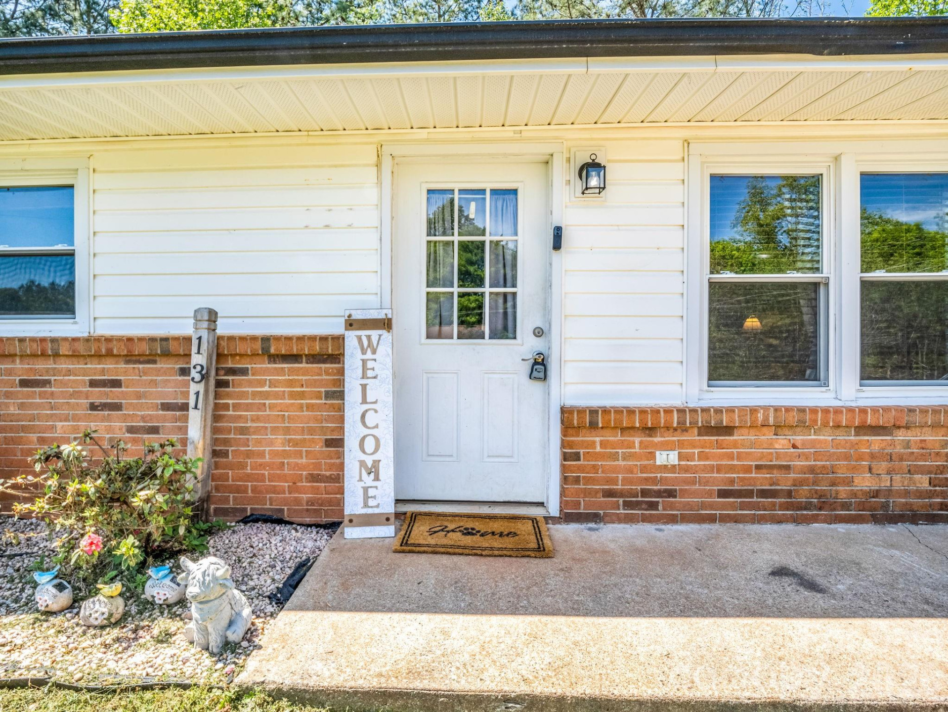 131 Winchester Drive - Photo 2