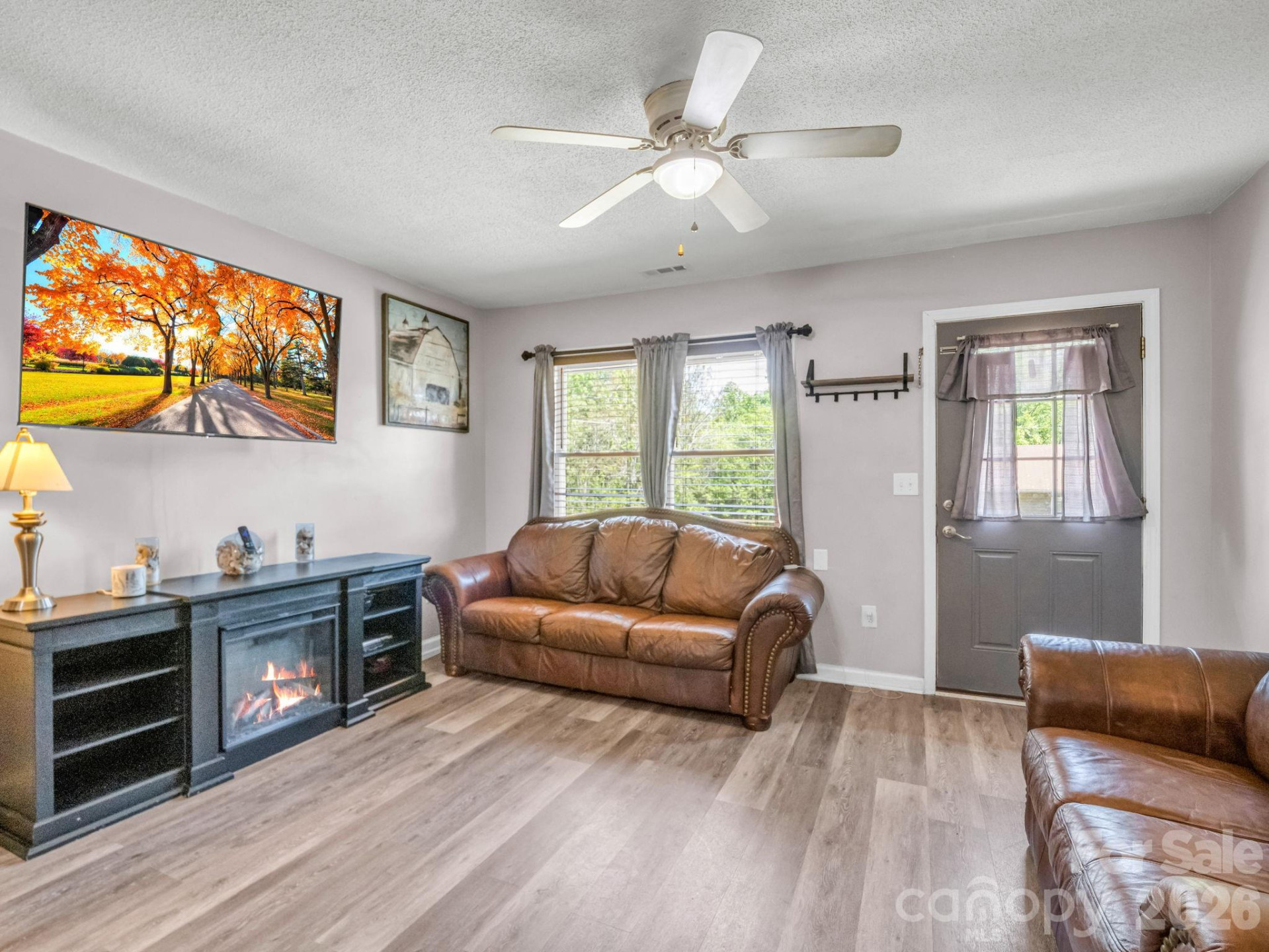 131 Winchester Drive - Photo 4