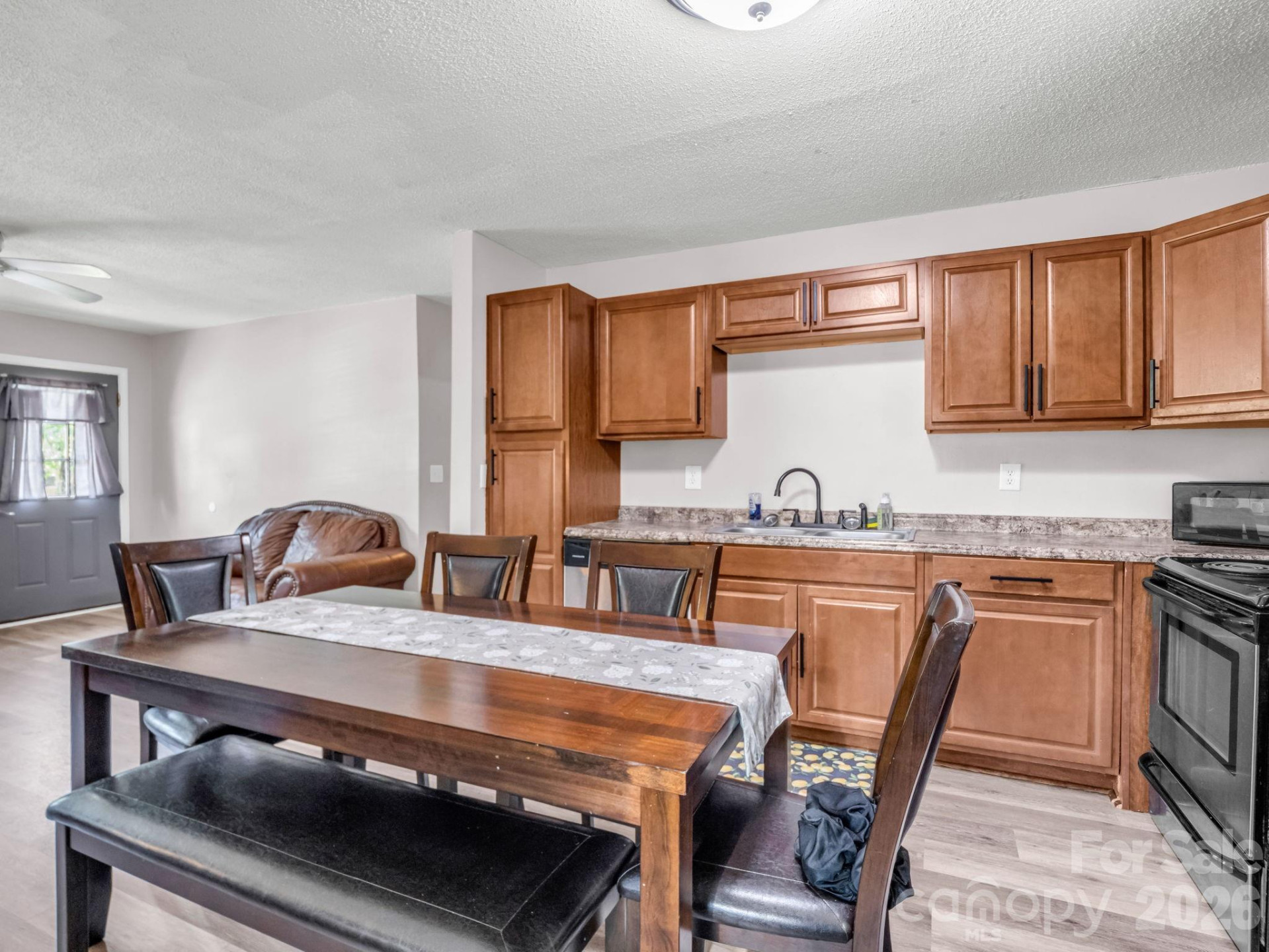 131 Winchester Drive - Photo 7