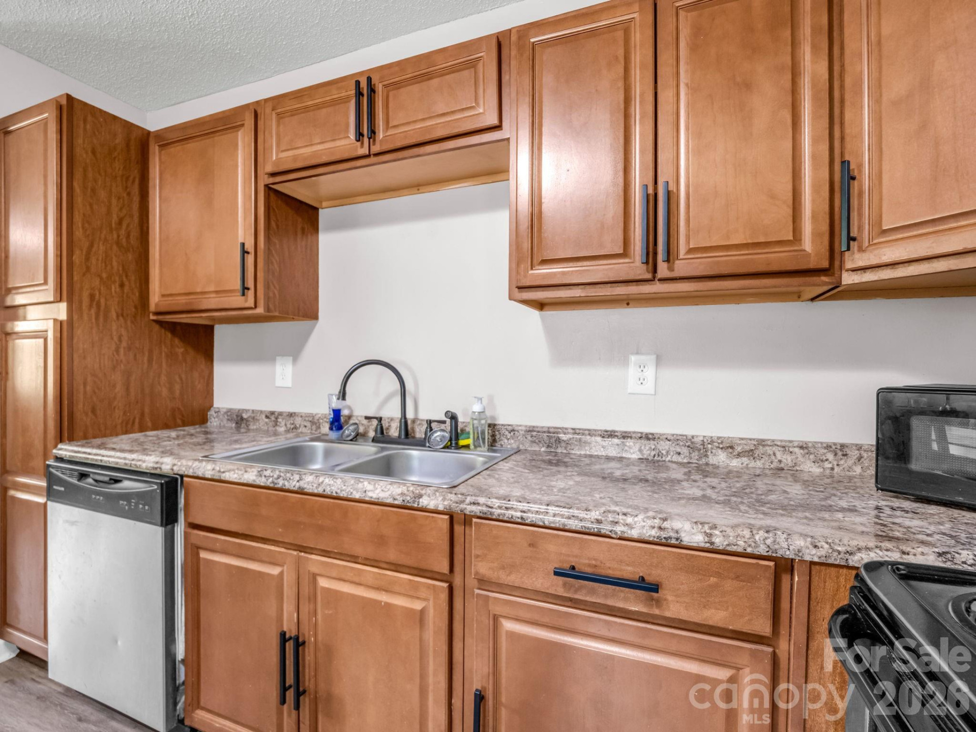 131 Winchester Drive - Photo 8