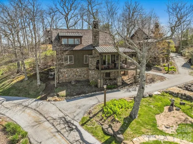 9 Hawks Ledge Trail