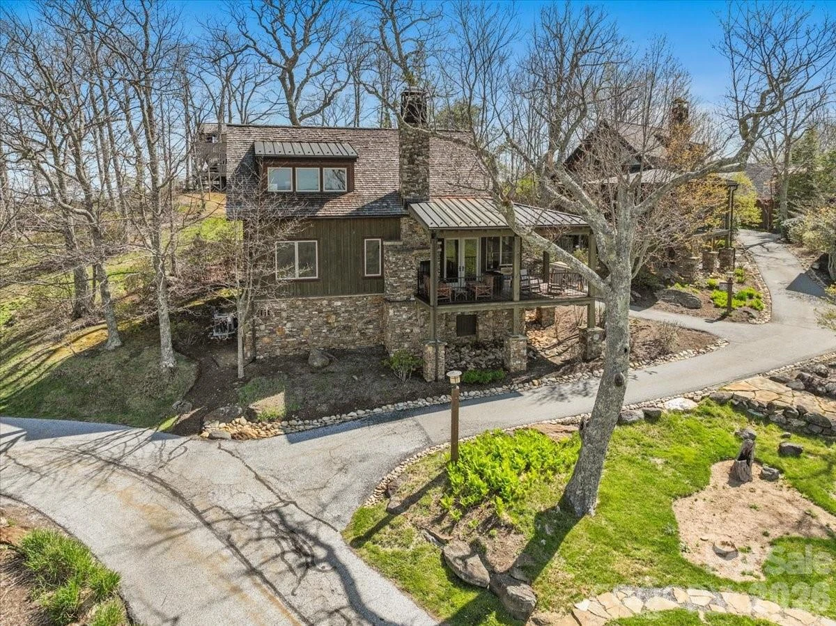 9 Hawks Ledge Trail