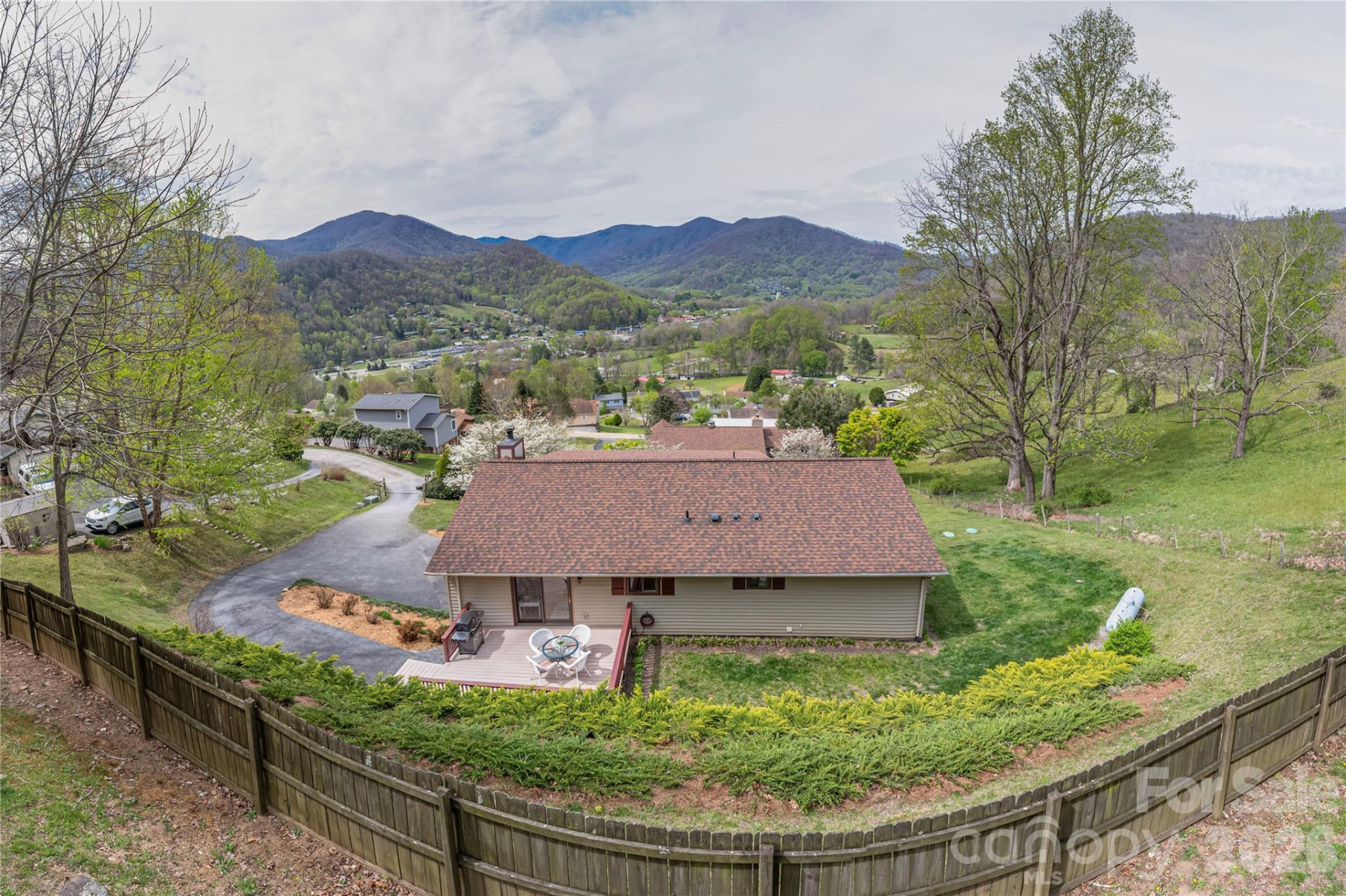 134 Hillside Drive - Photo 31