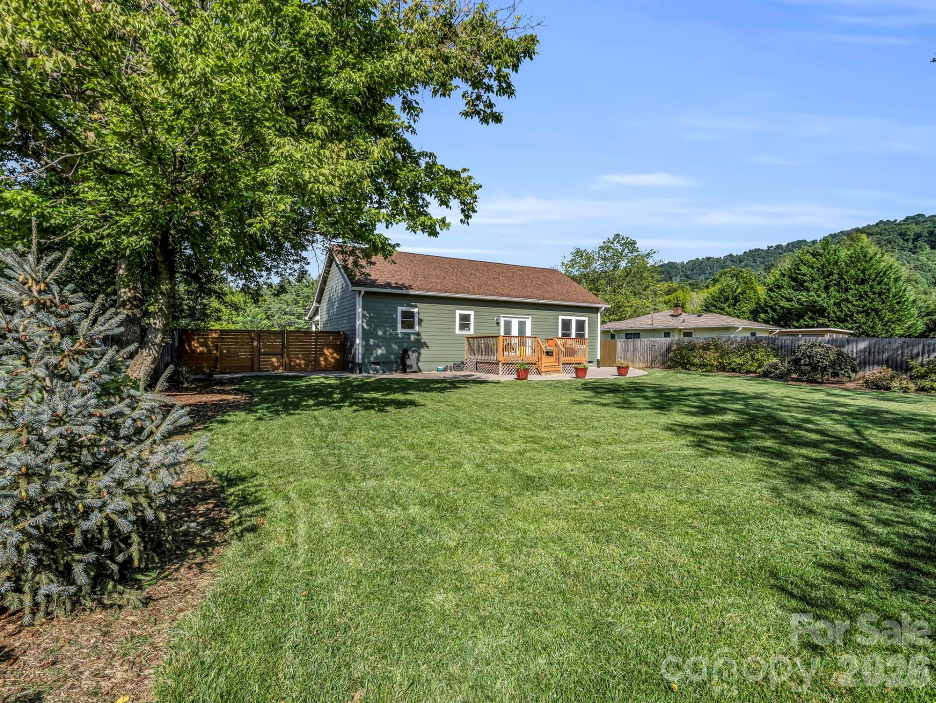 11 Pershing Road - Photo 7