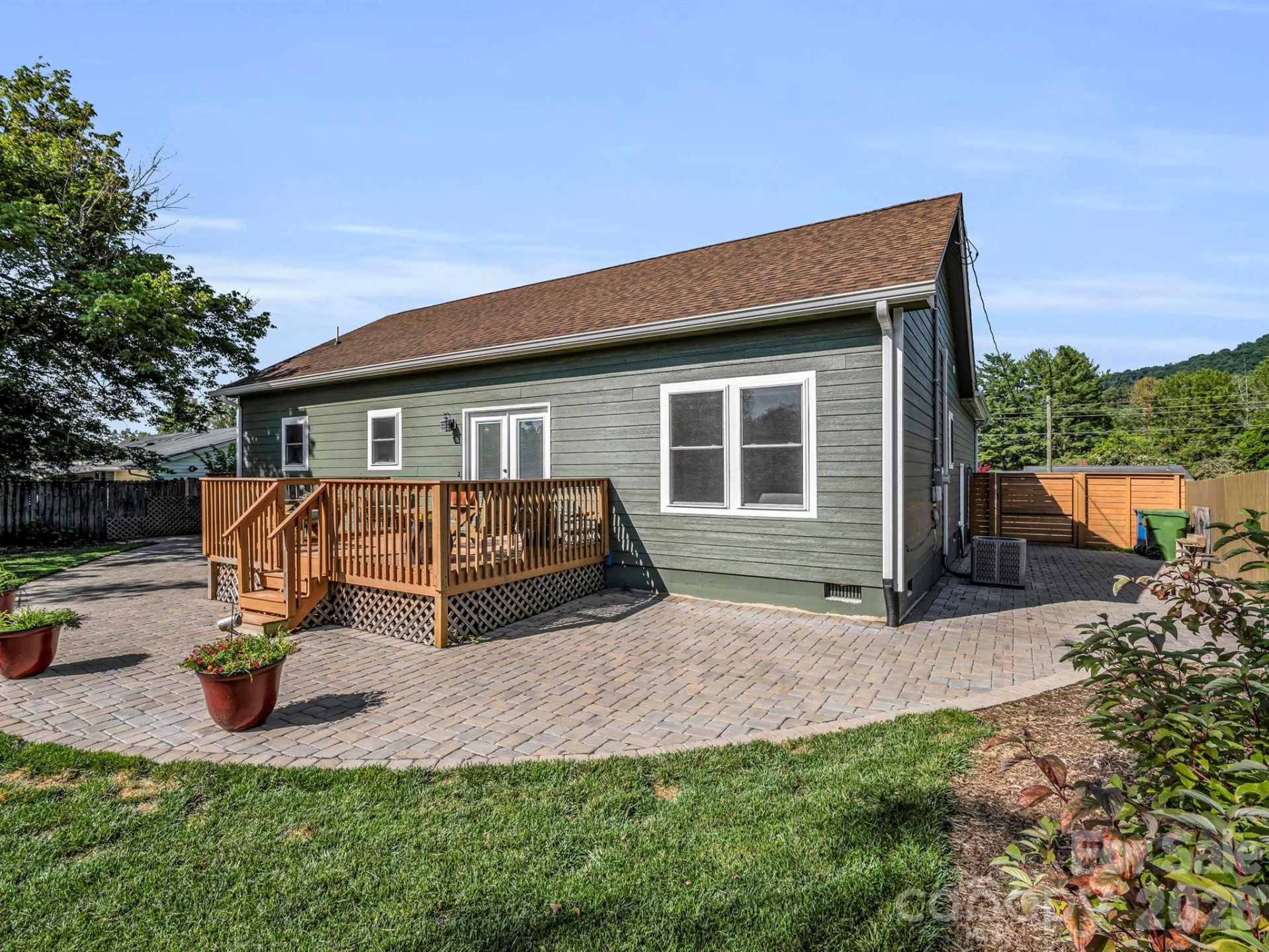 11 Pershing Road - Photo 9