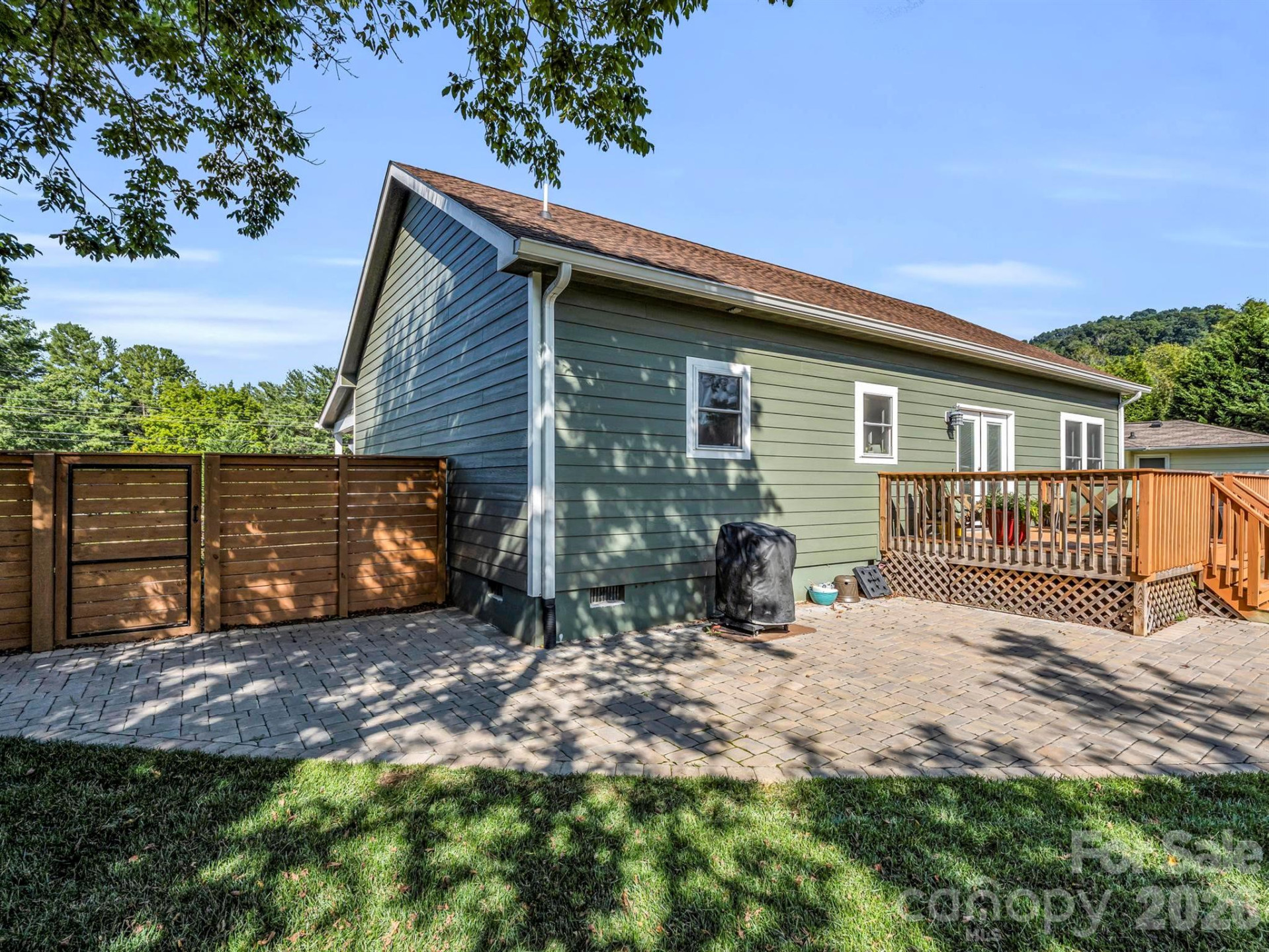 11 Pershing Road - Photo 10