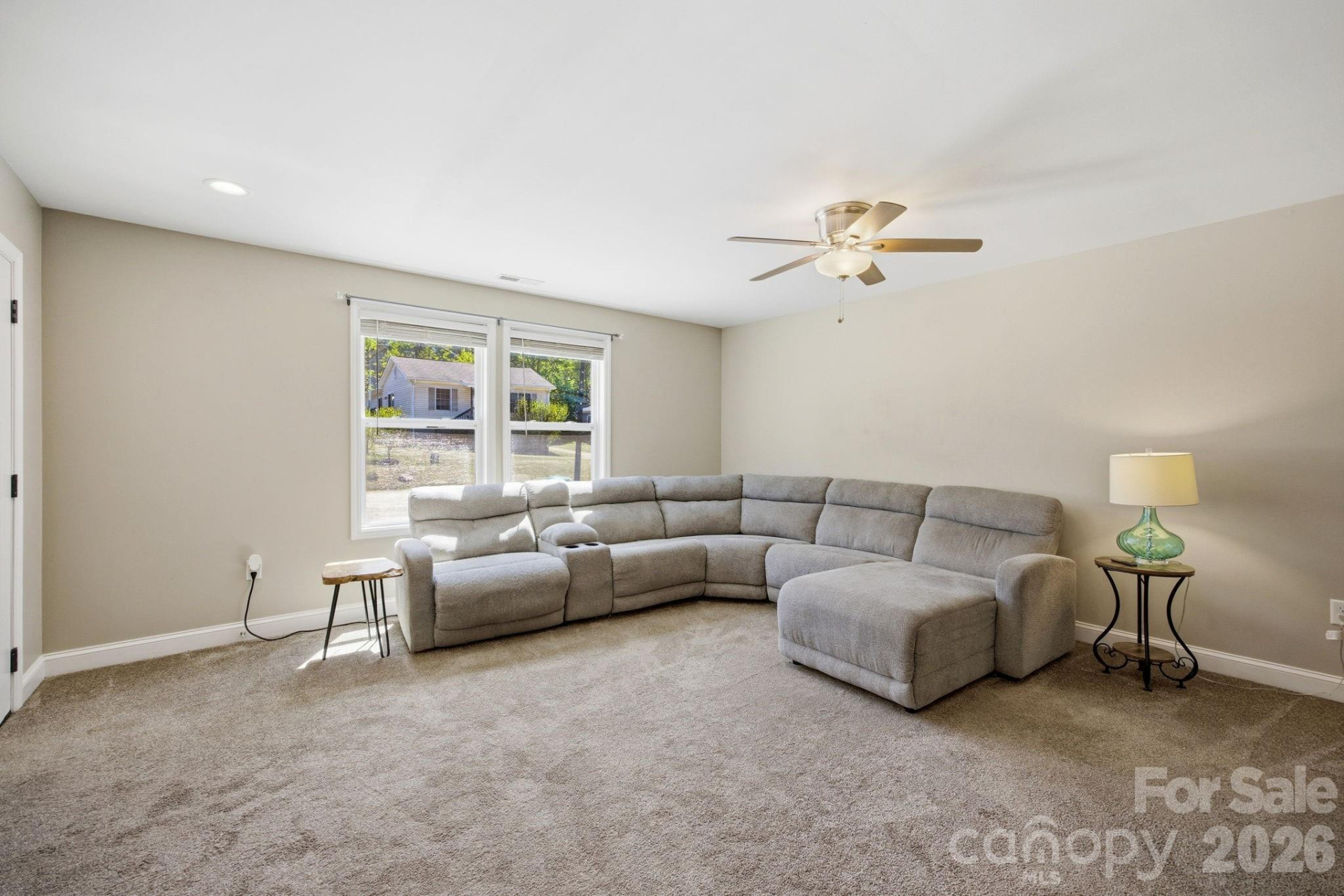 9 Half Moon Drive - Photo 4