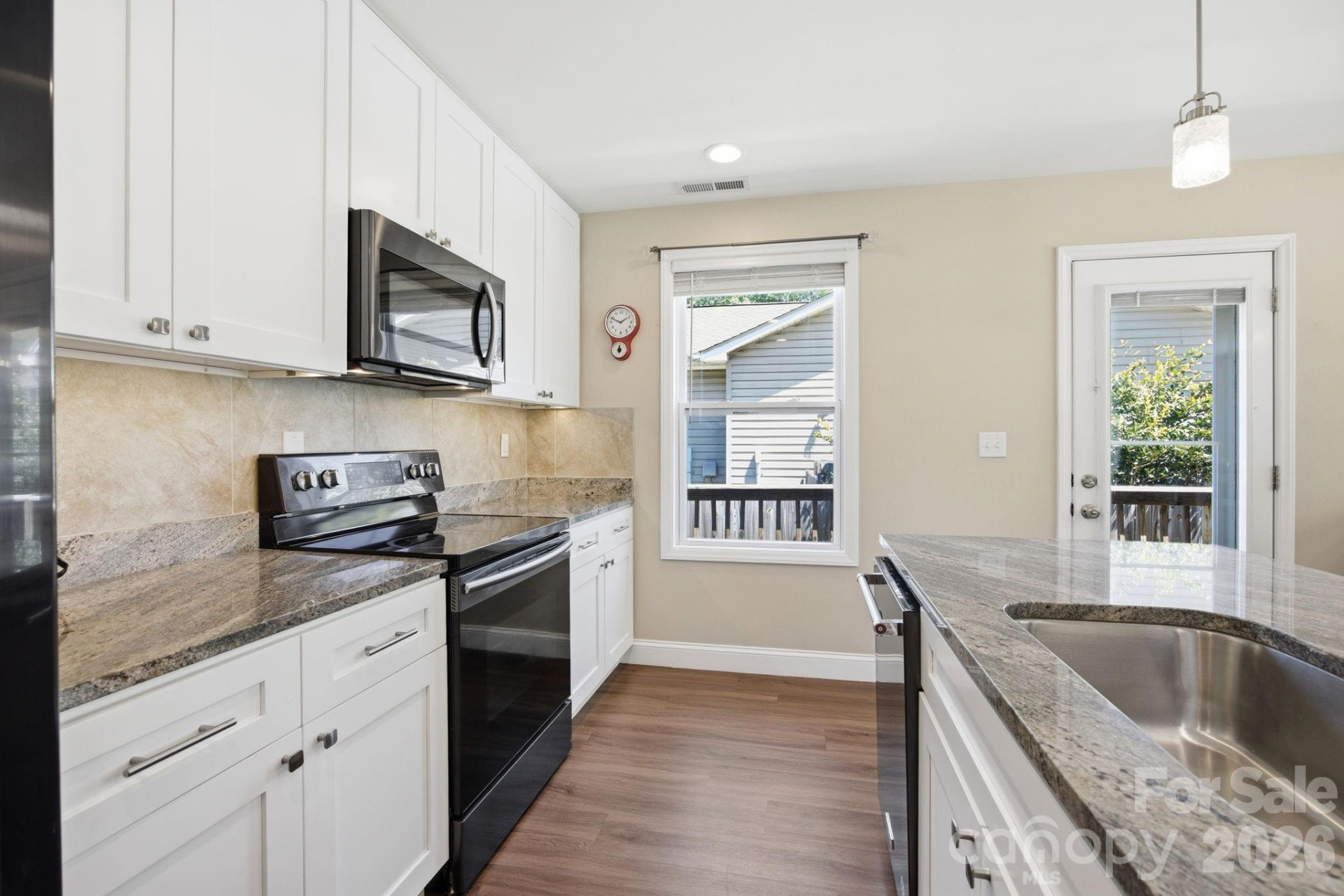 9 Half Moon Drive - Photo 9