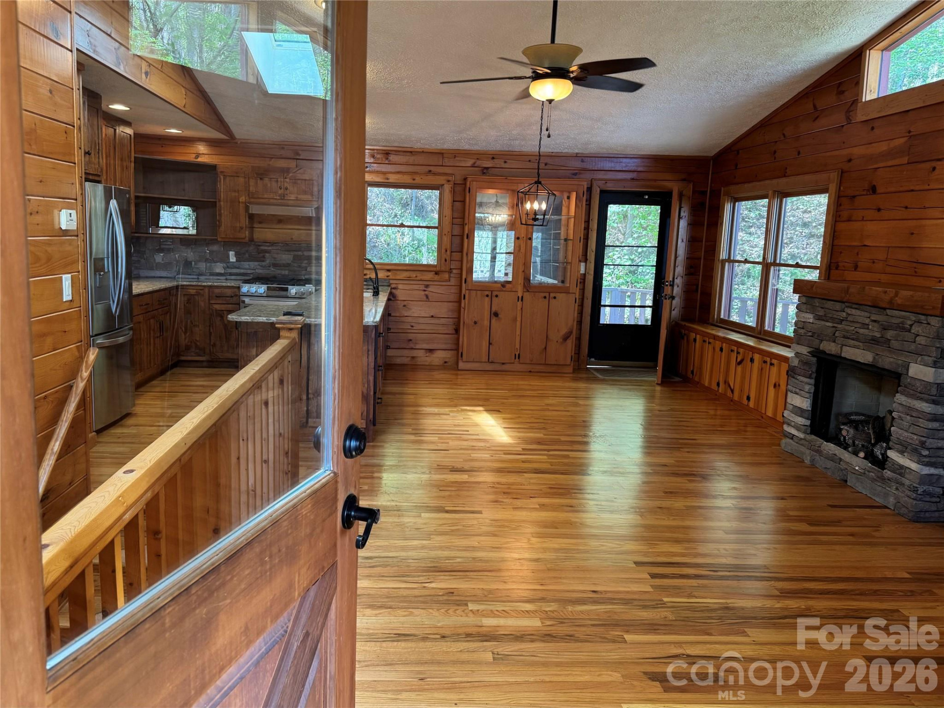 1618 Walnut Creek Road - Photo 3