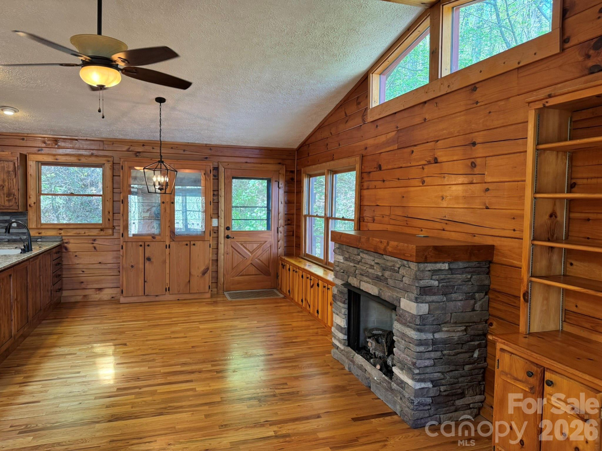 1618 Walnut Creek Road - Photo 4