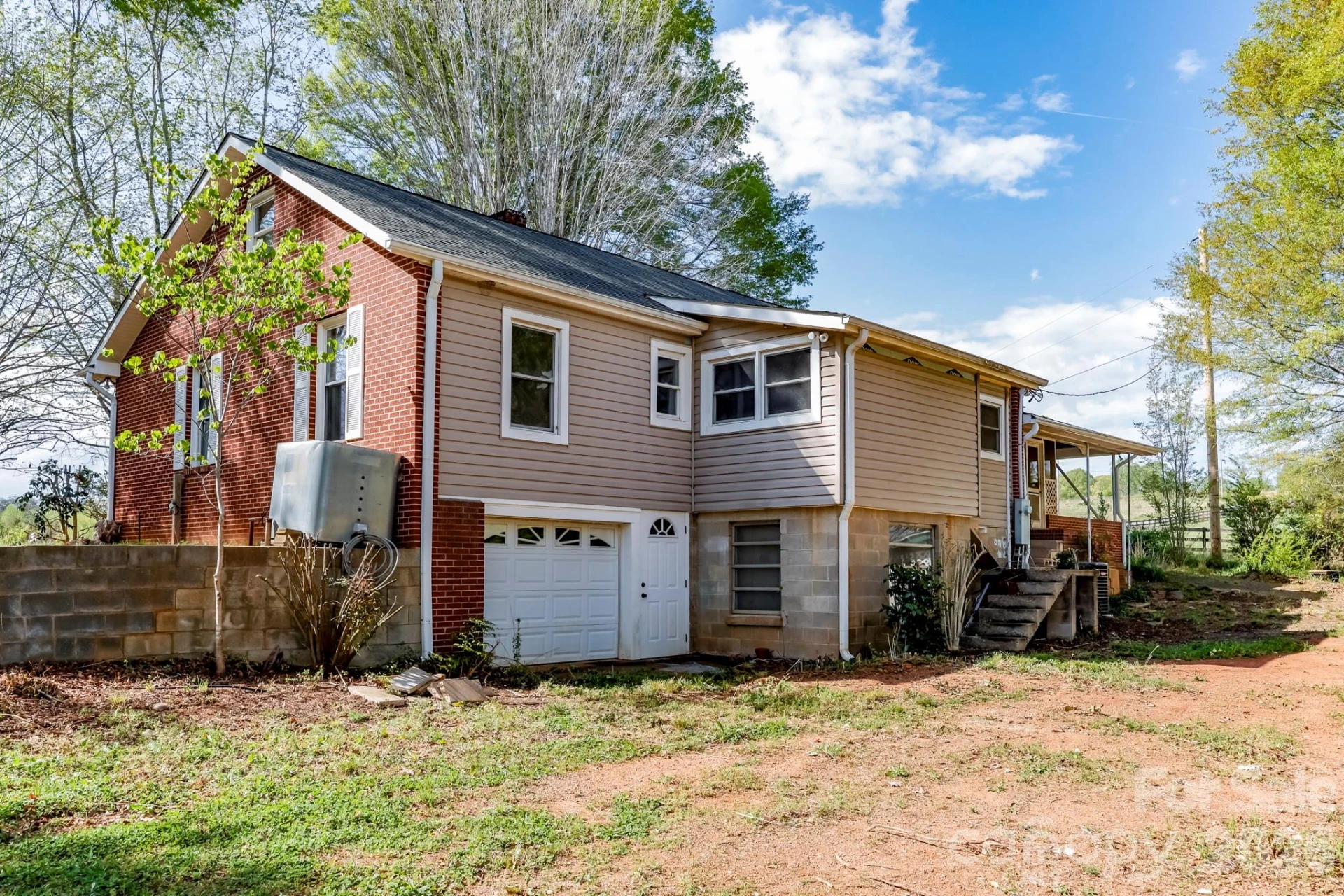 364 Dave Sims Road - Photo 3