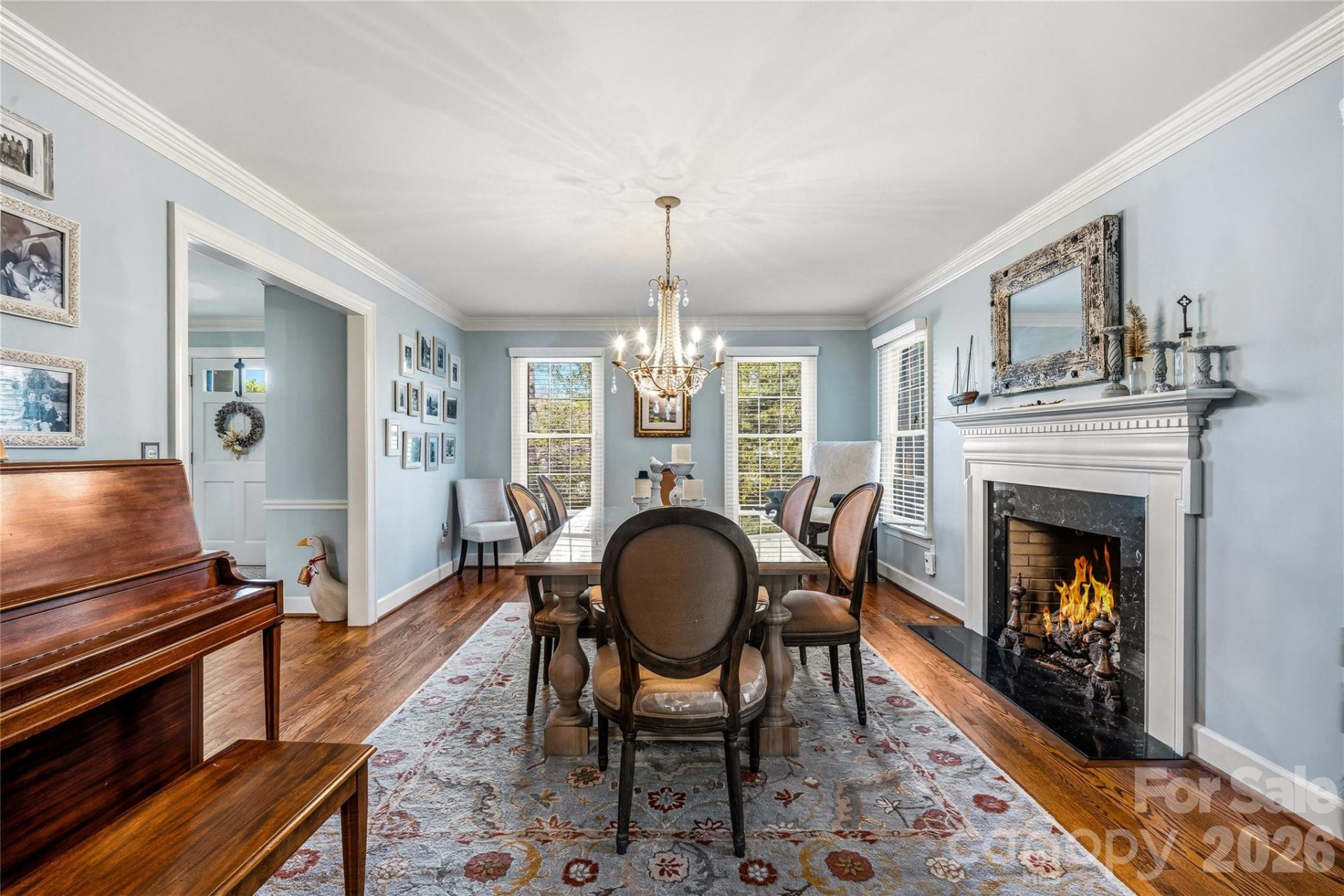 1218 Everette Place - Photo 2