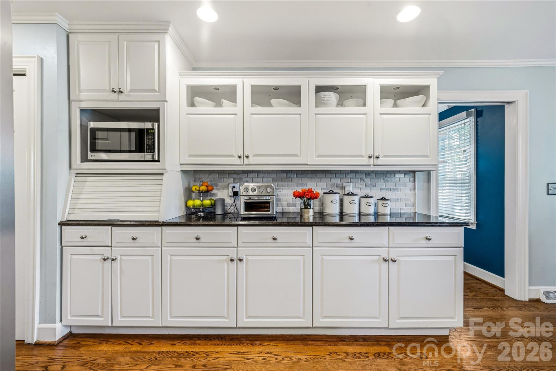 1218 Everette Place - Photo 18