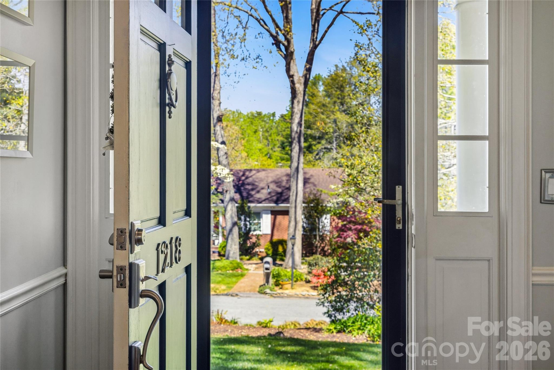 1218 Everette Place - Photo 8