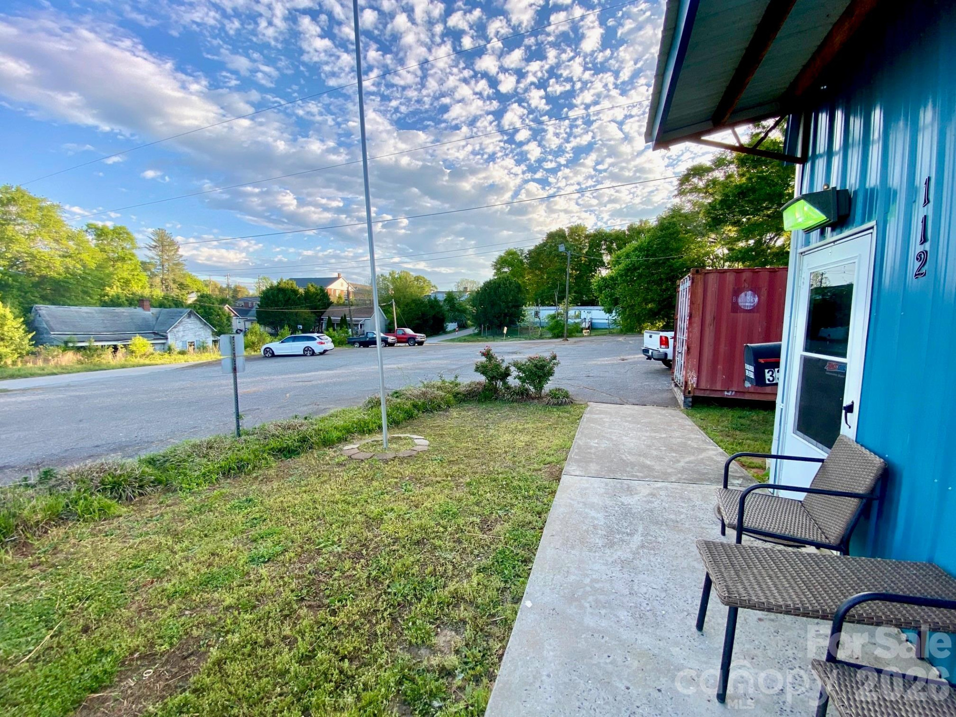 112 Hollifield Road - Photo 12