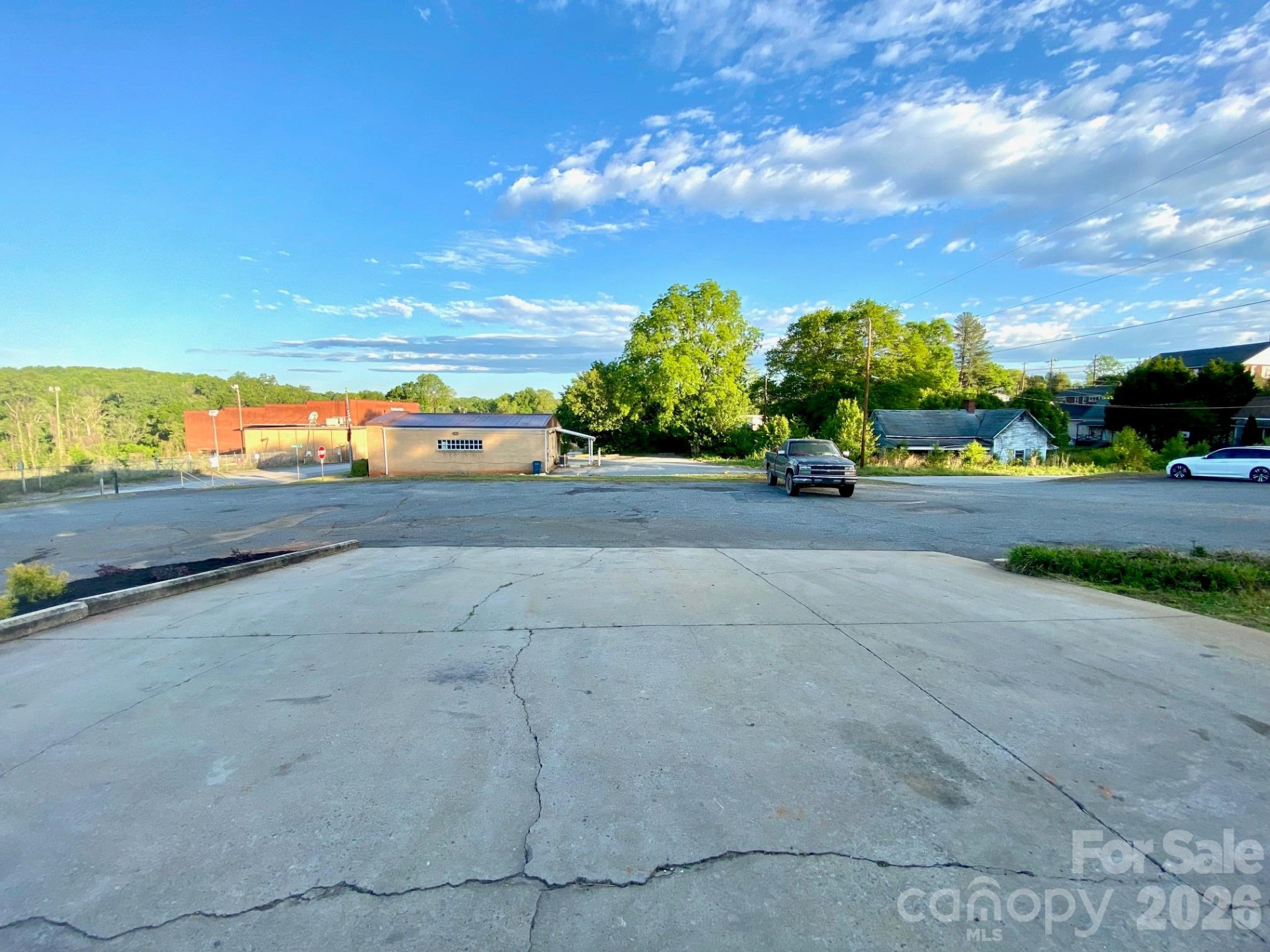 112 Hollifield Road - Photo 13