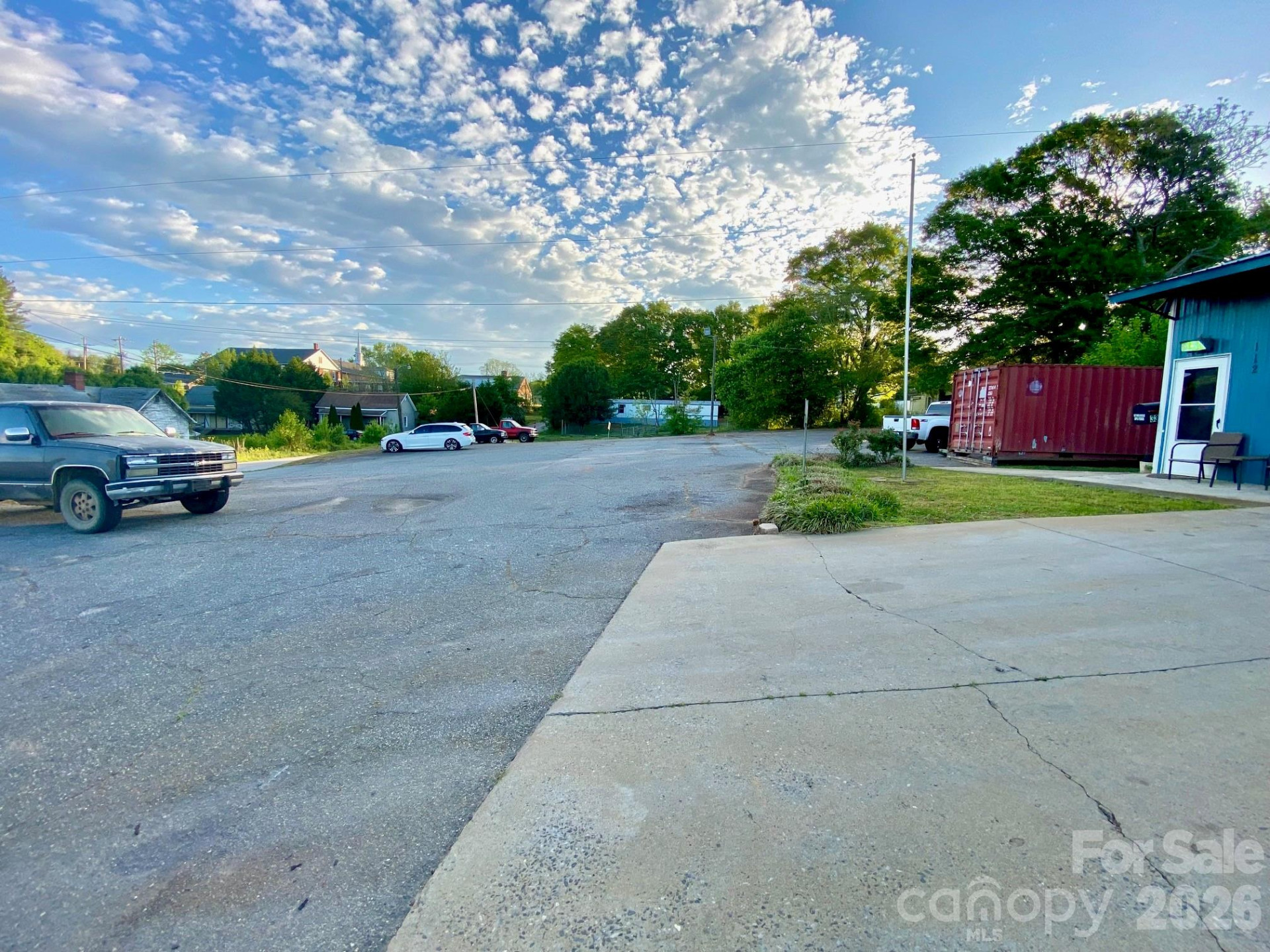 112 Hollifield Road - Photo 14