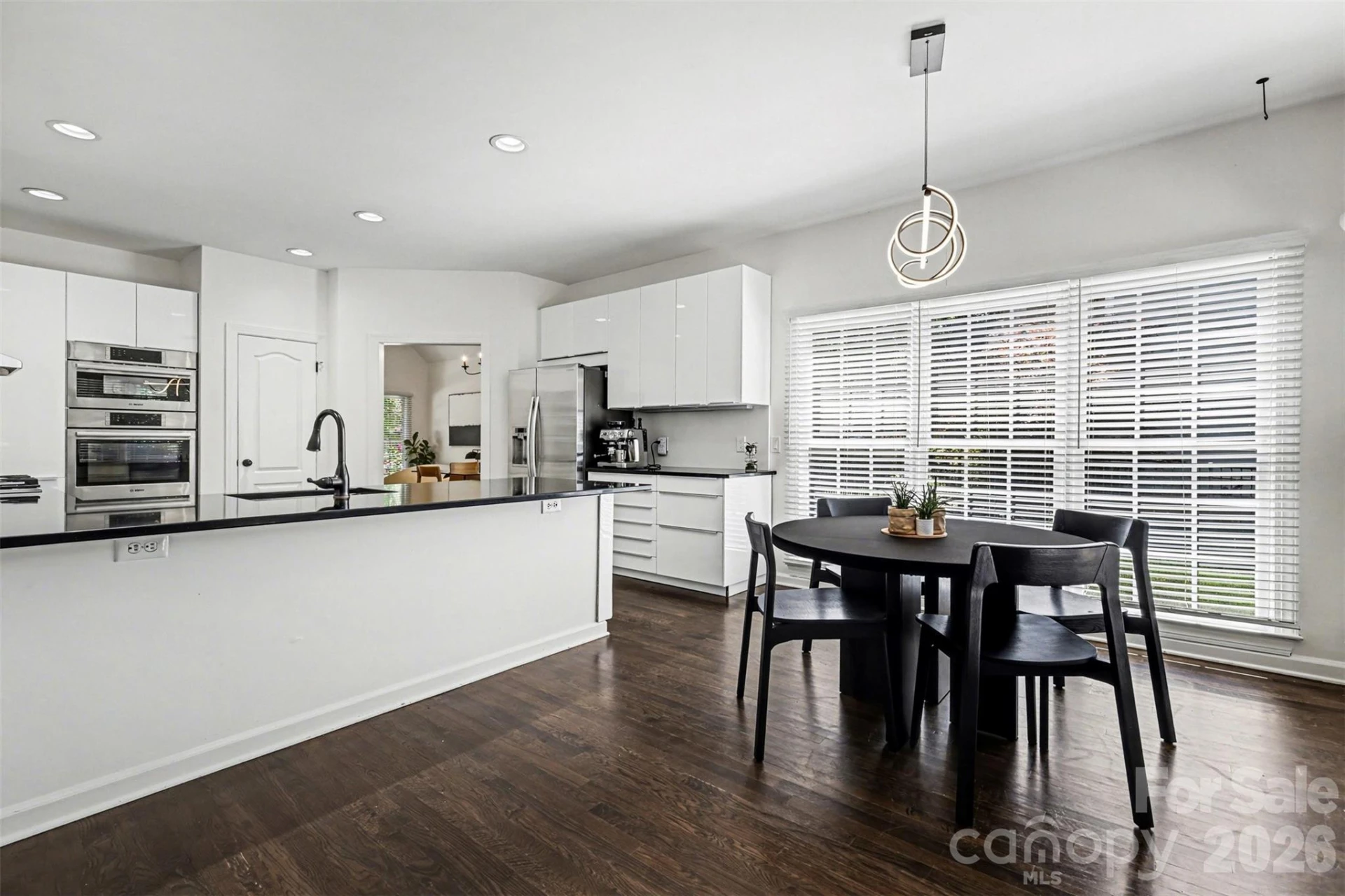 6213 Knightsgate Court - Photo 9