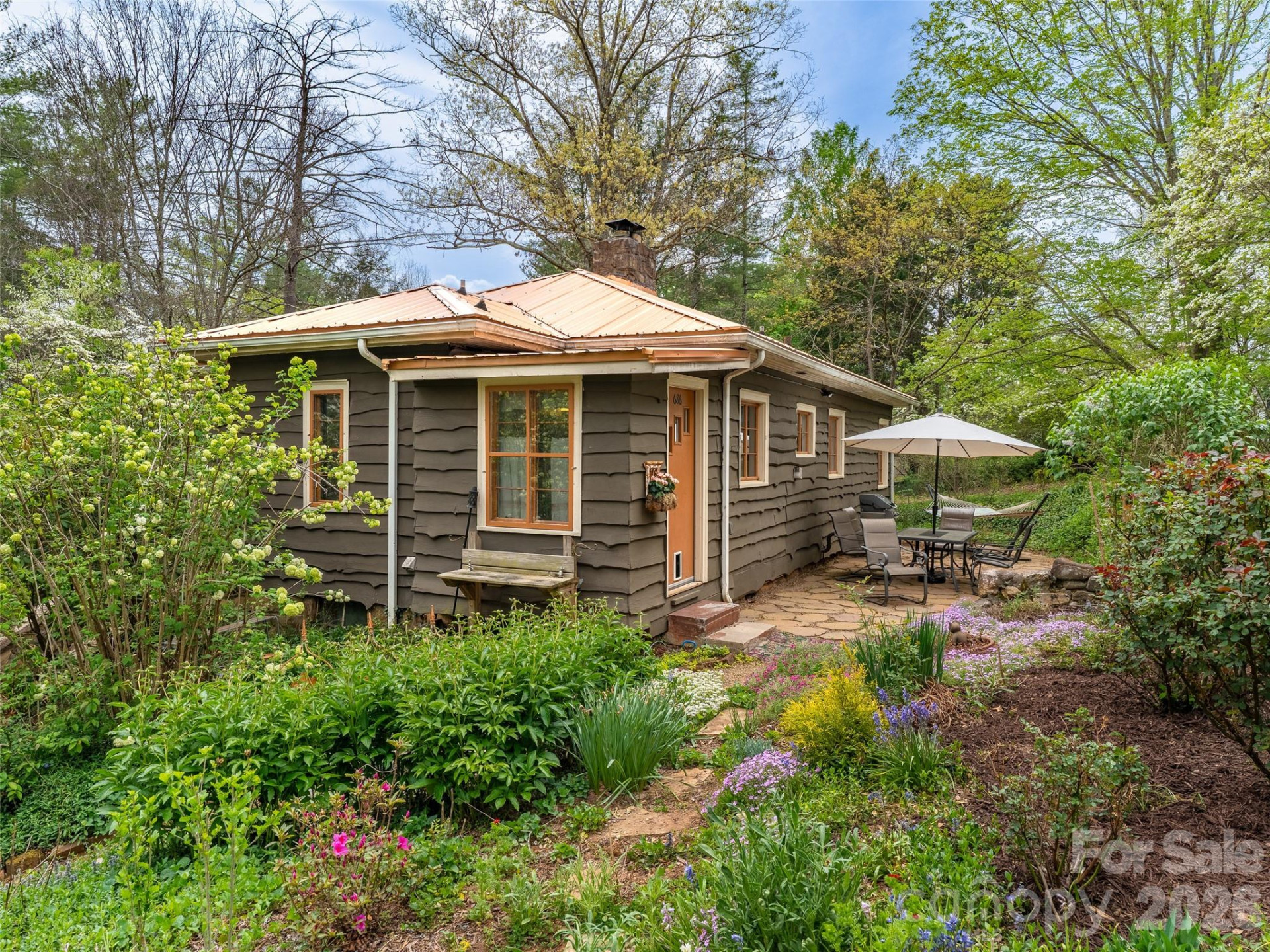 686 New Haw Creek Road - Photo 3